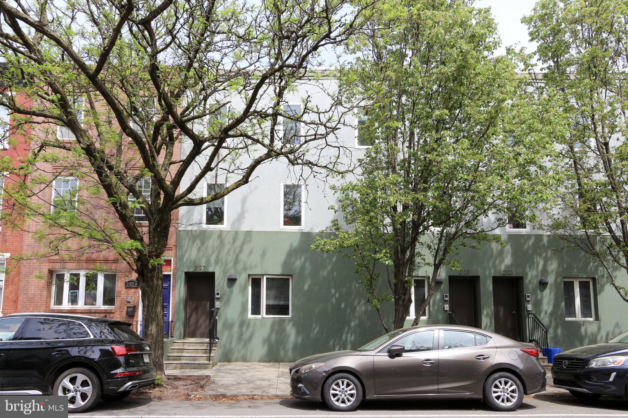 2127 CHRISTIAN STREET 3