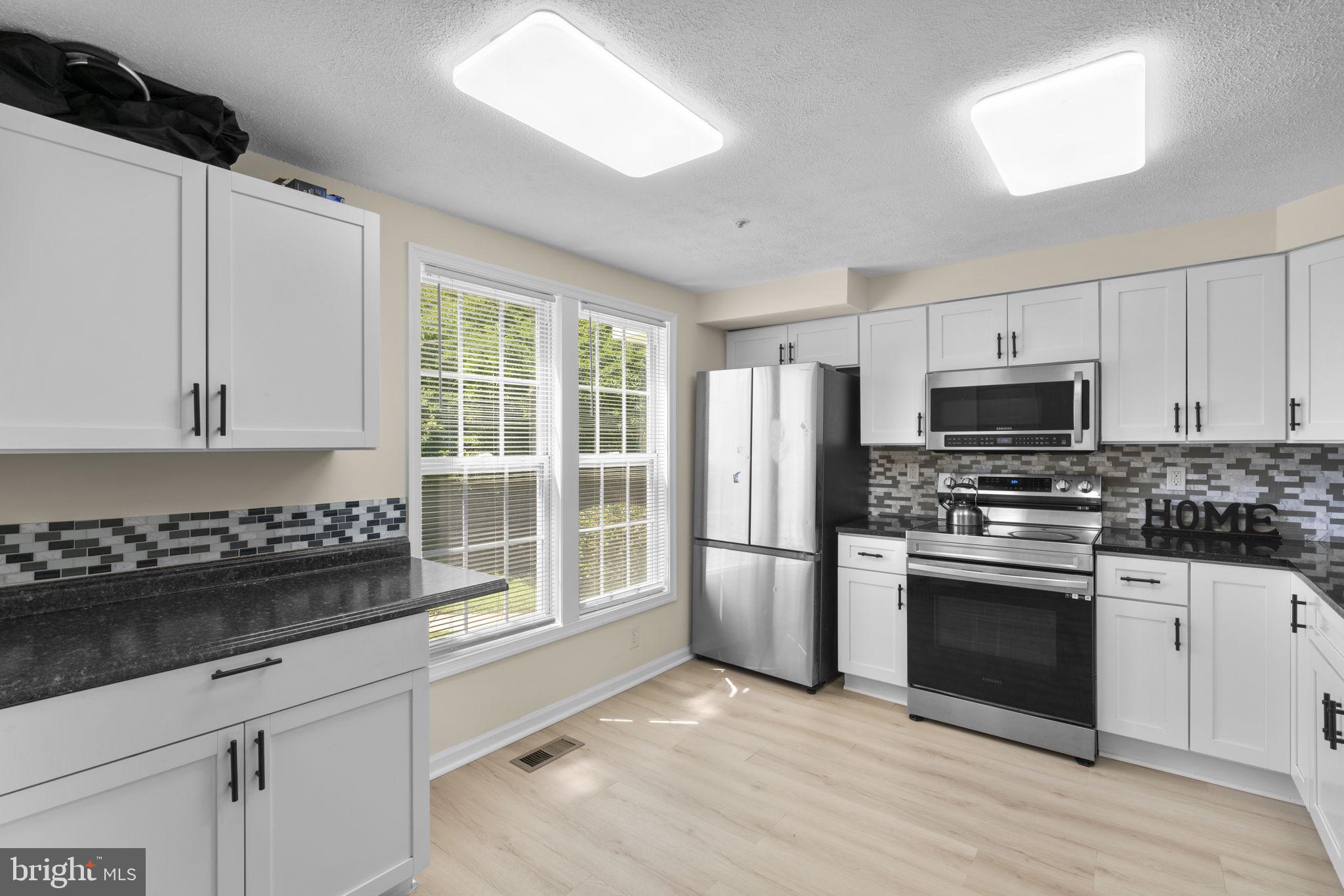 7242 EARLY GOLDEN LANE