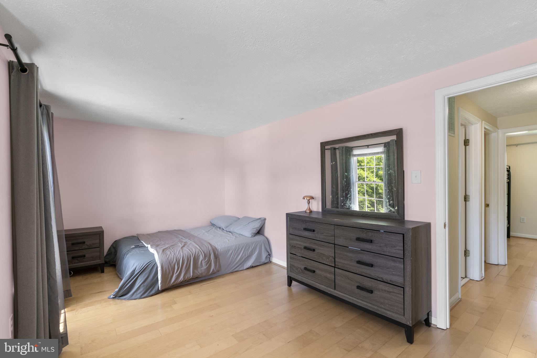7242 EARLY GOLDEN LANE