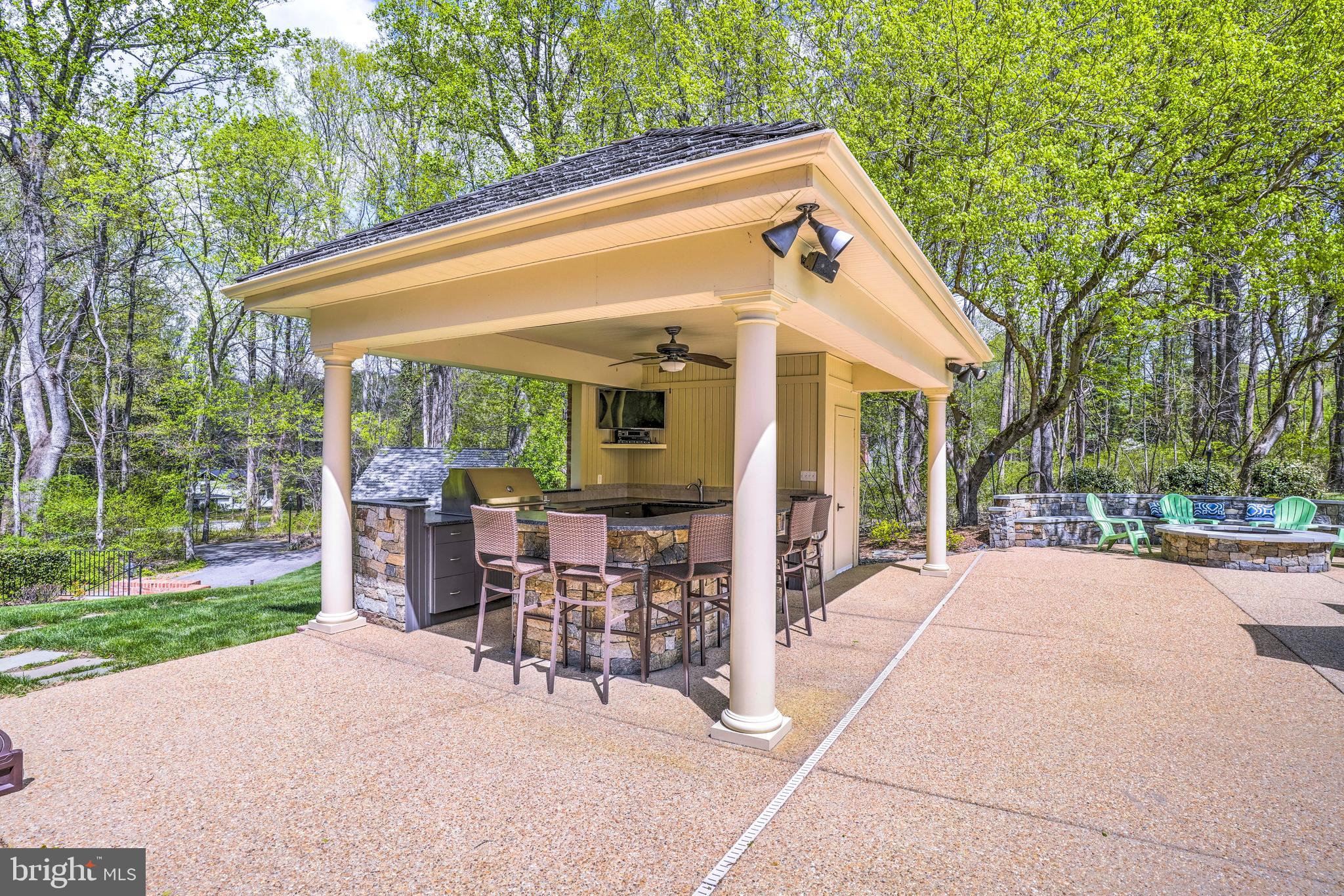 LYONS CREEK OVERLOOK - Residential