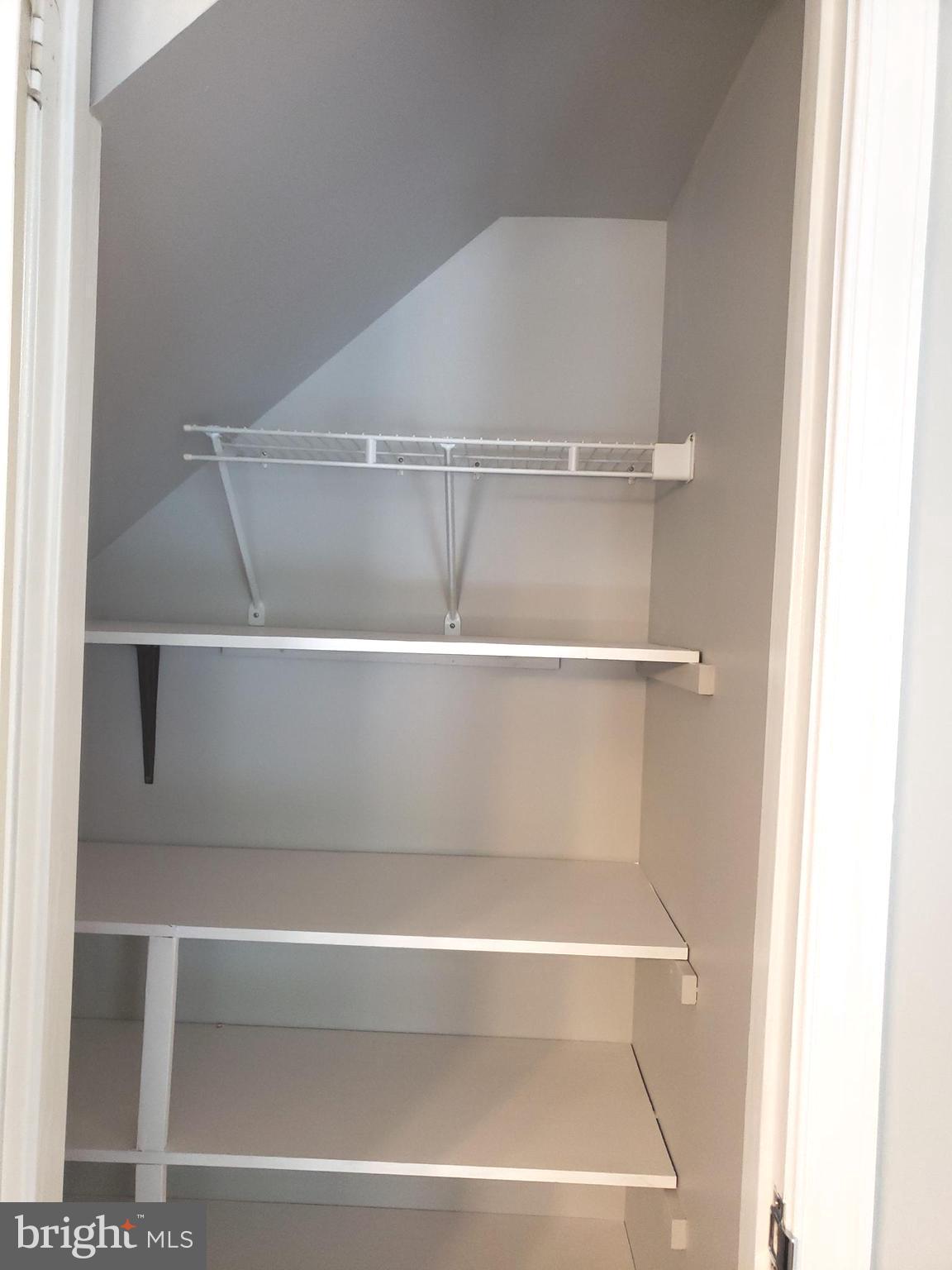 LAUREL LAKES - Residential