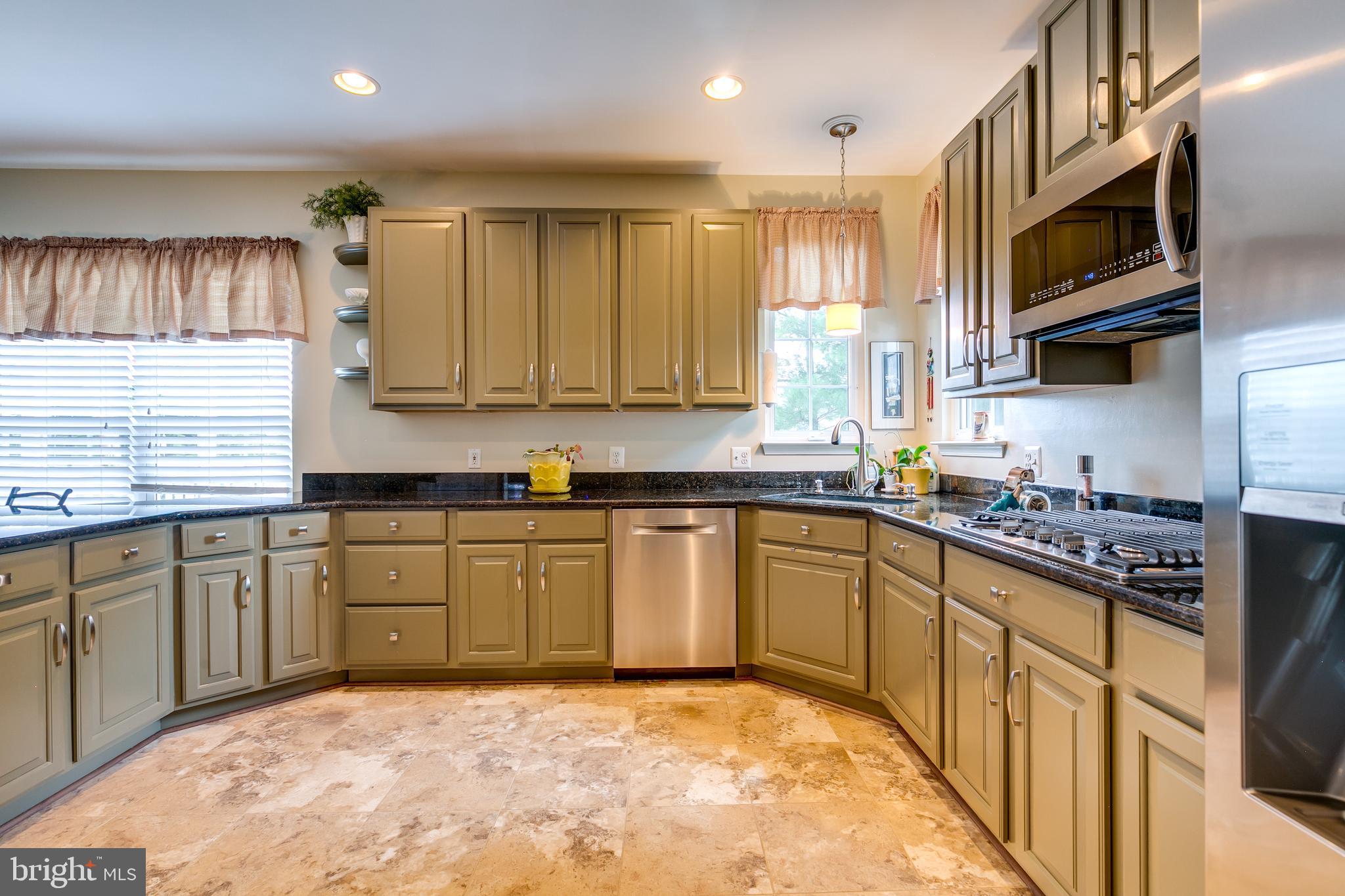 BRAEMAR/MAYFIELD - Residential