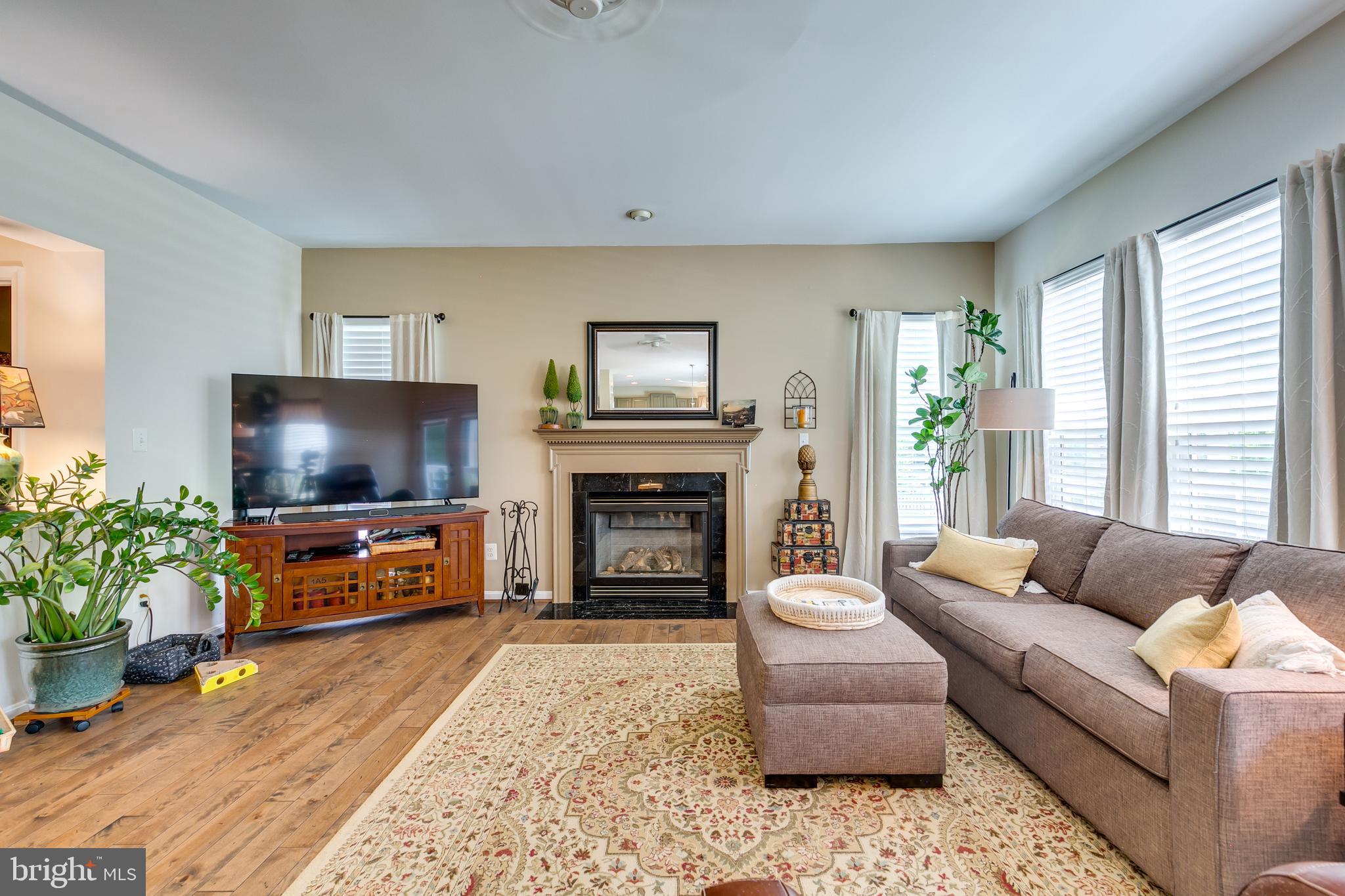 BRAEMAR/MAYFIELD - Residential