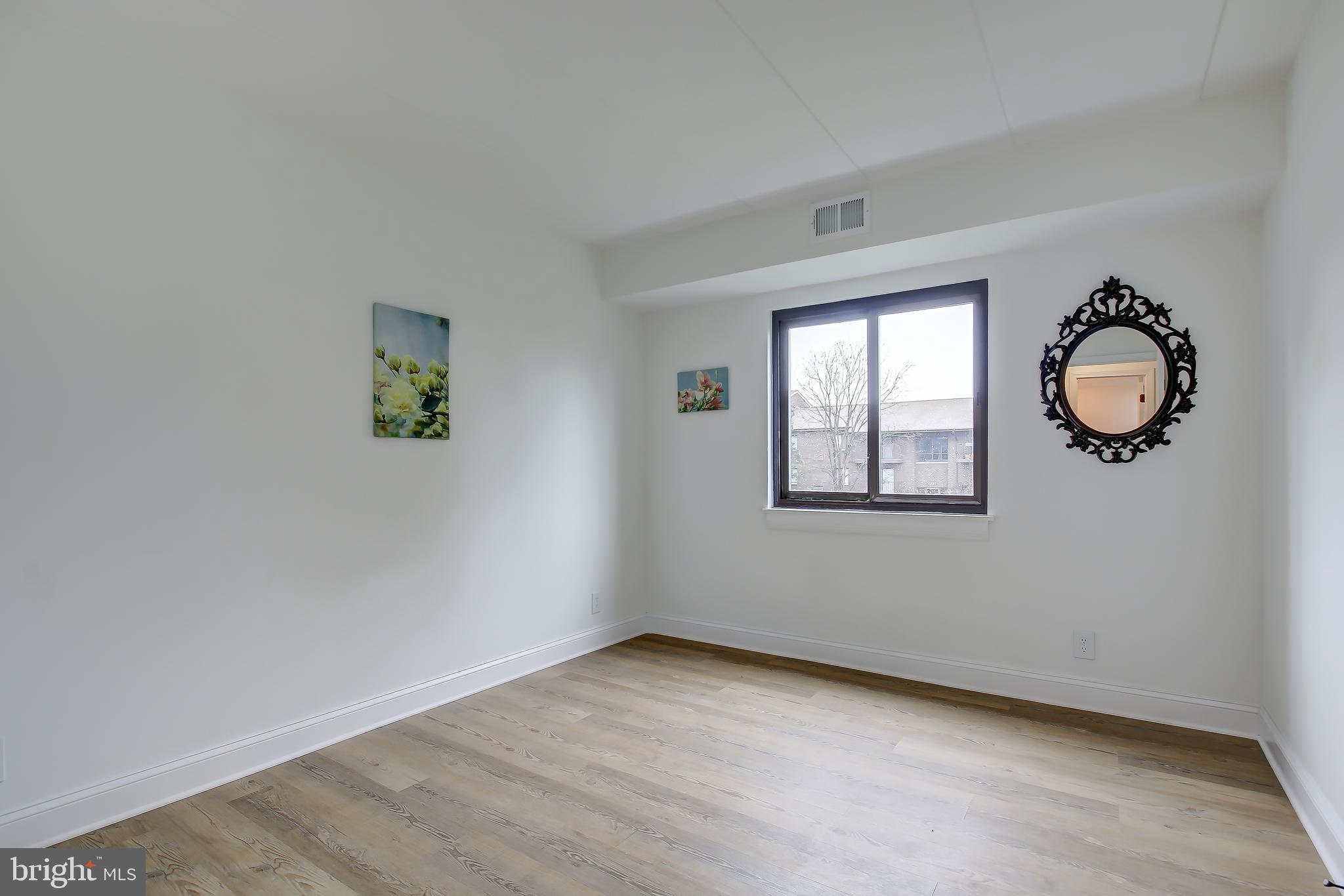 EDSALL TERRACE - Residential