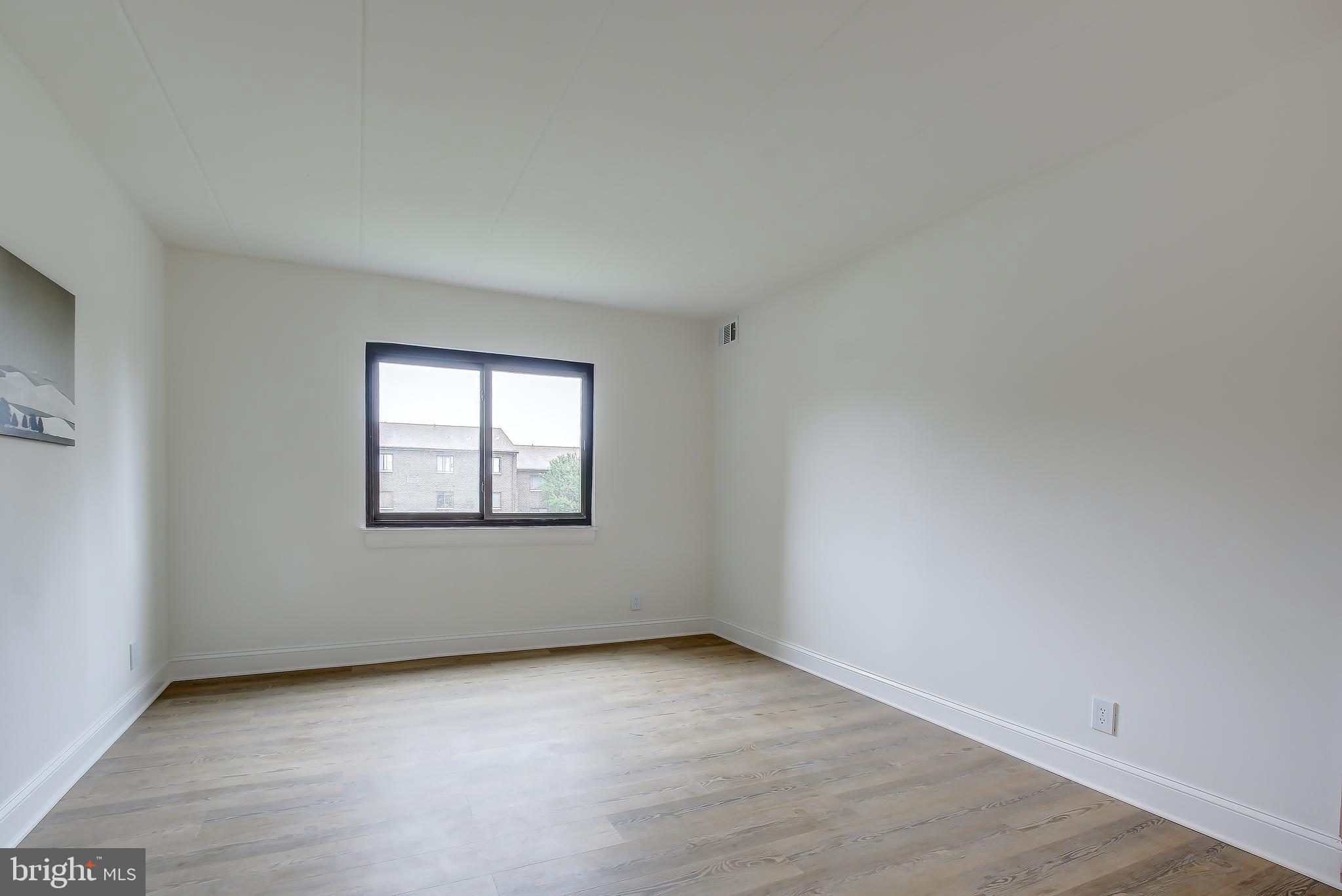 EDSALL TERRACE - Residential