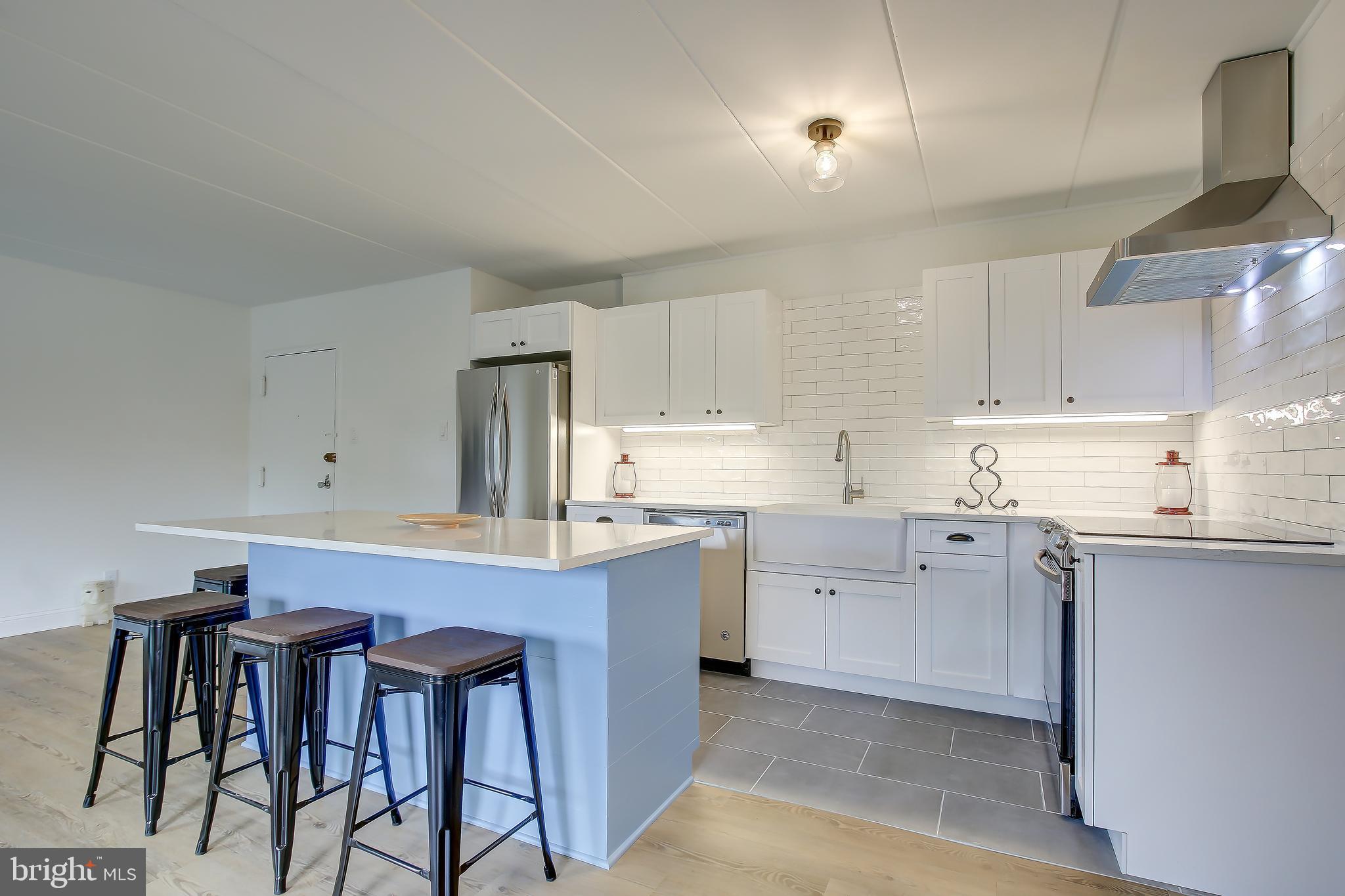 EDSALL TERRACE - Residential