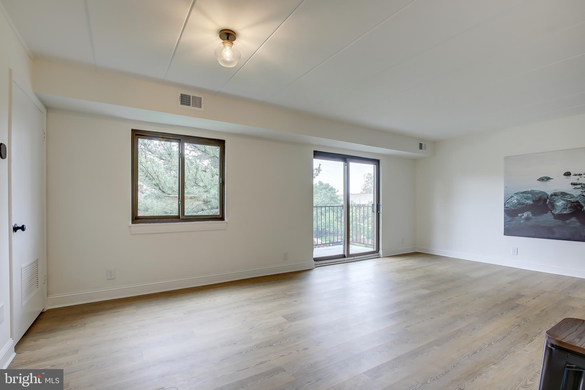 EDSALL TERRACE - Residential