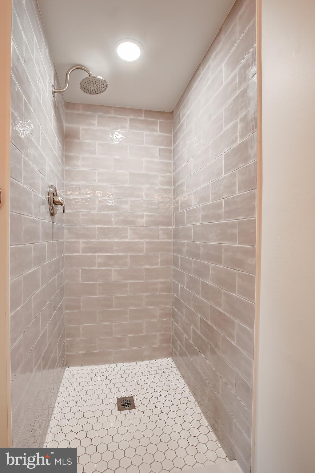 EDSALL TERRACE - Residential