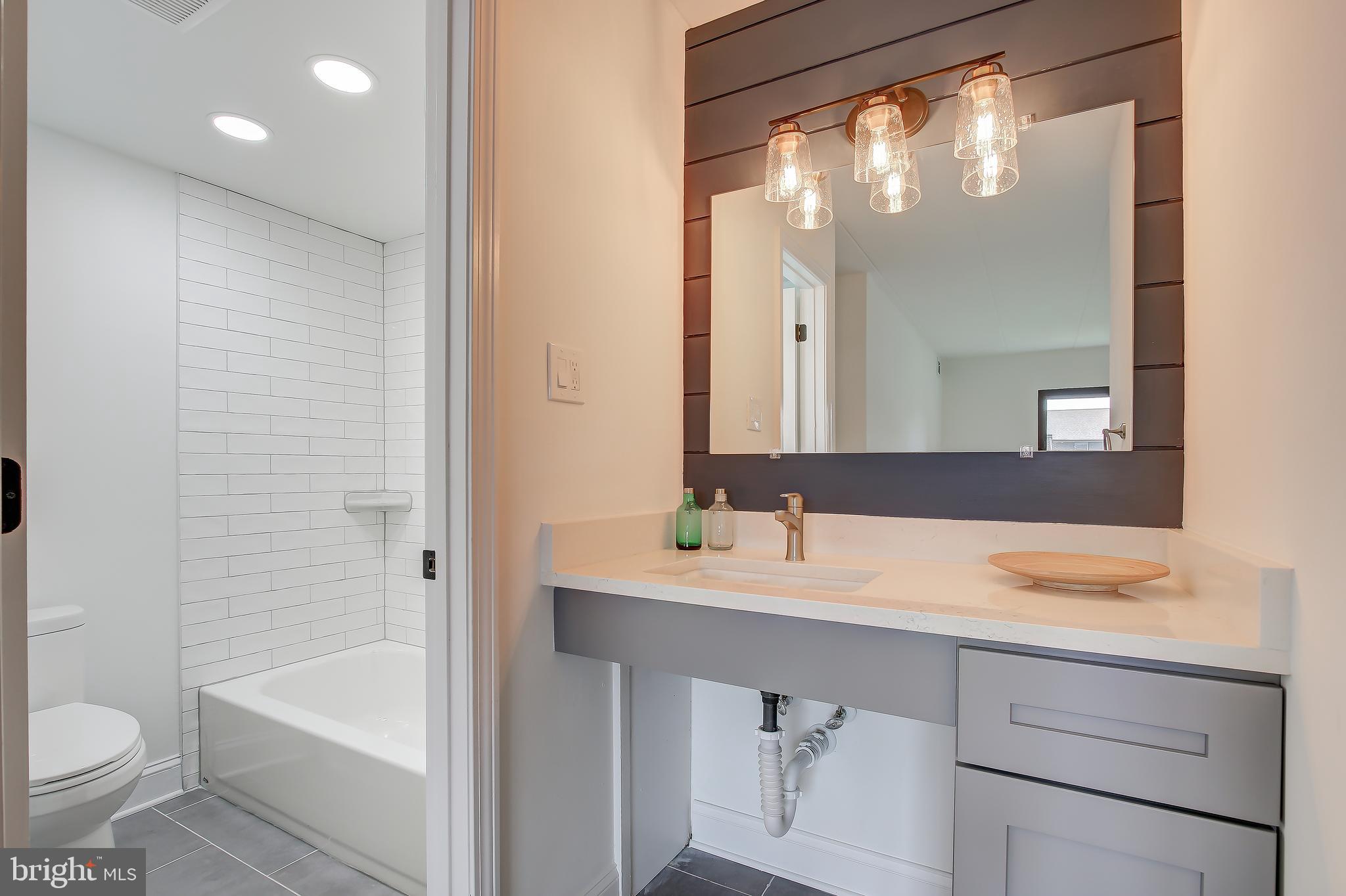 EDSALL TERRACE - Residential