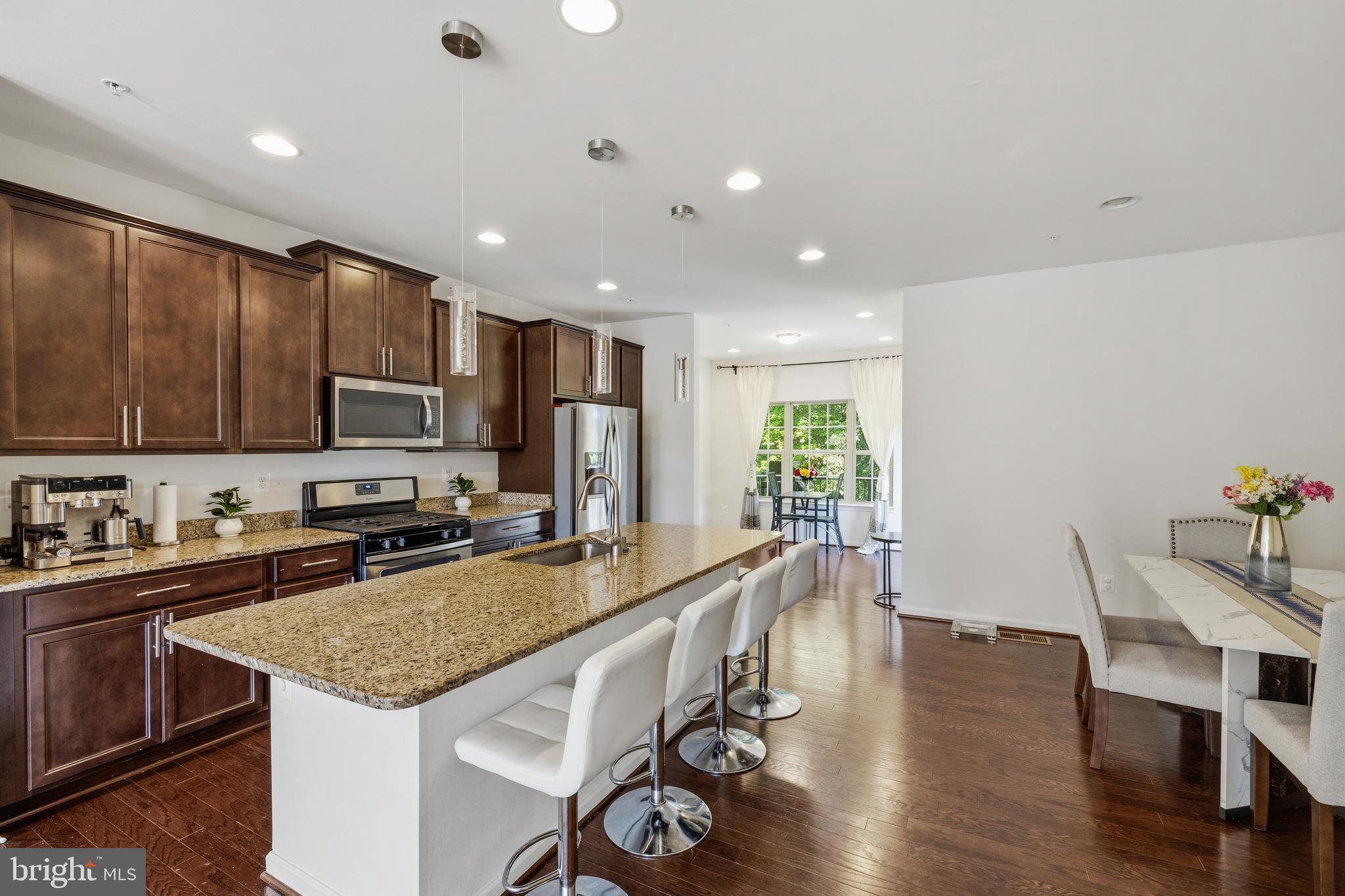 NORTH SHORE FOREST - Residential