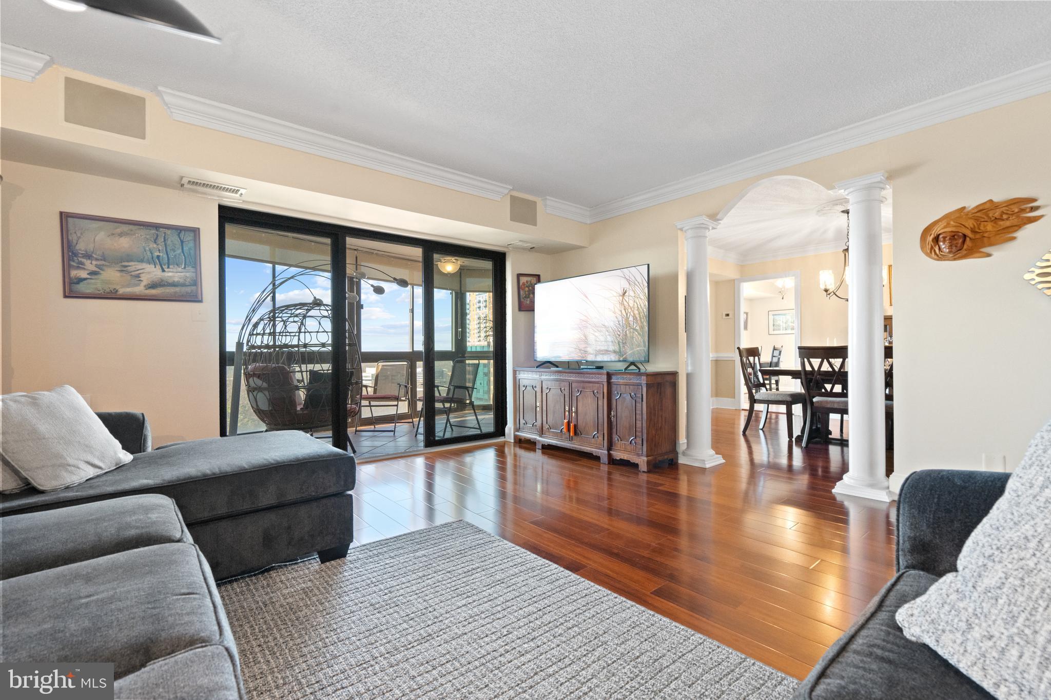 ROTONDA - Residential