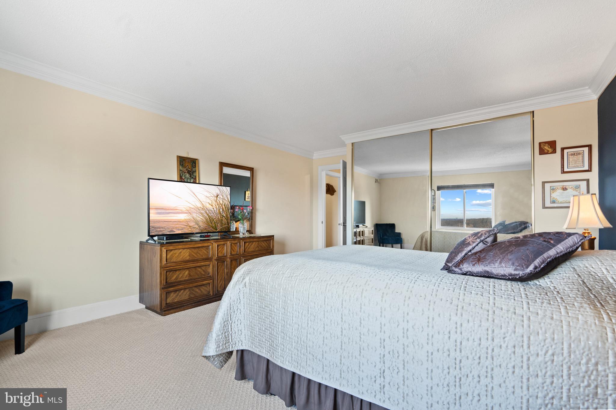 ROTONDA - Residential