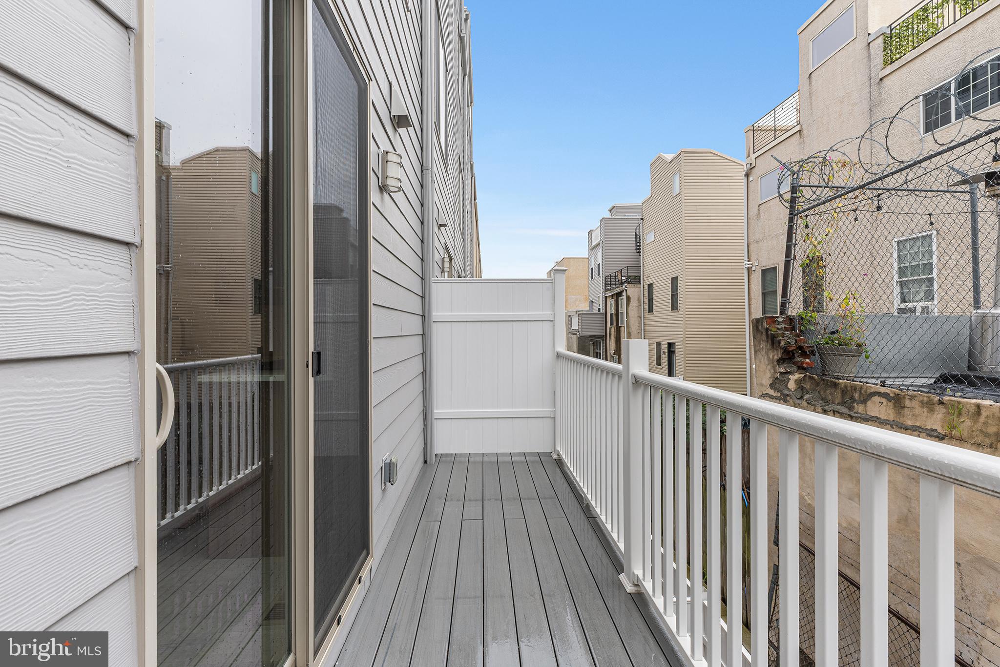 POINT BREEZE - Residential