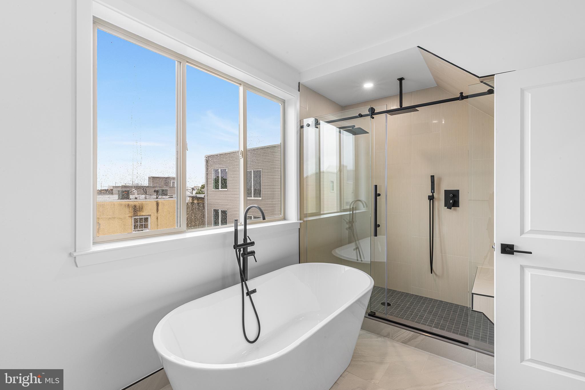 POINT BREEZE - Residential