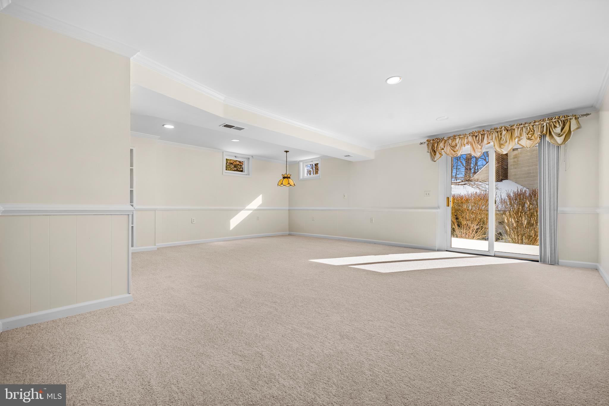 NEWINGTON FOREST - Residential