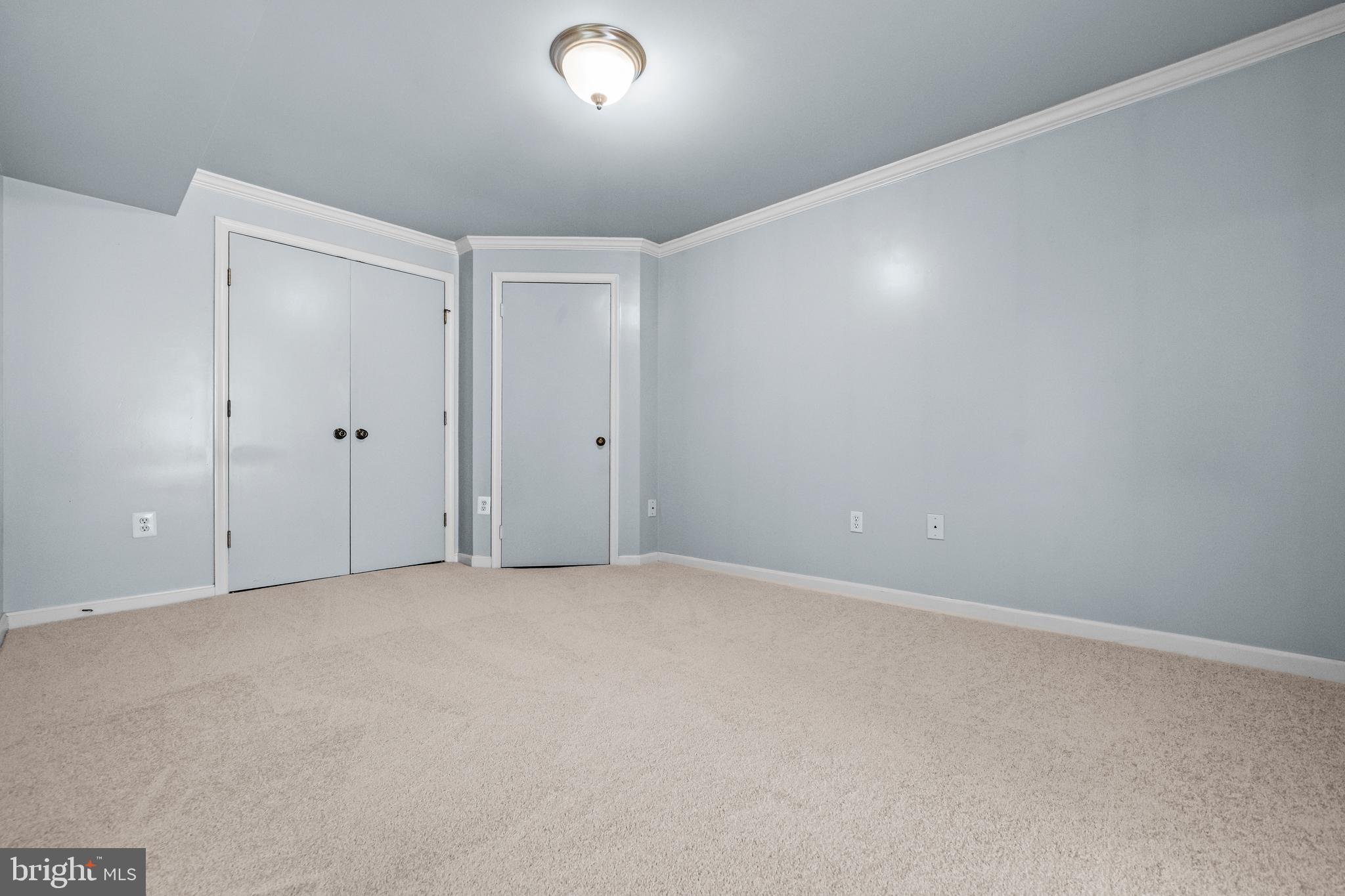 NEWINGTON FOREST - Residential