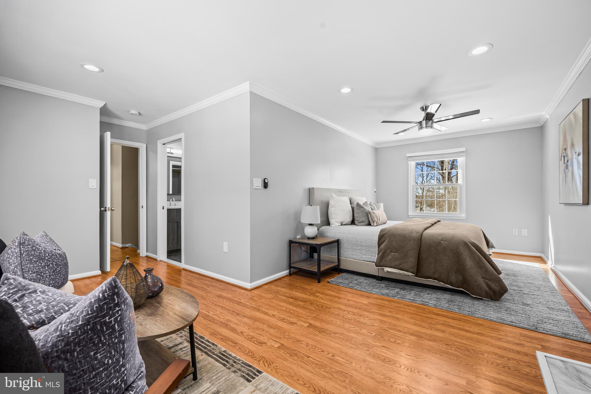 NEWINGTON FOREST - Residential