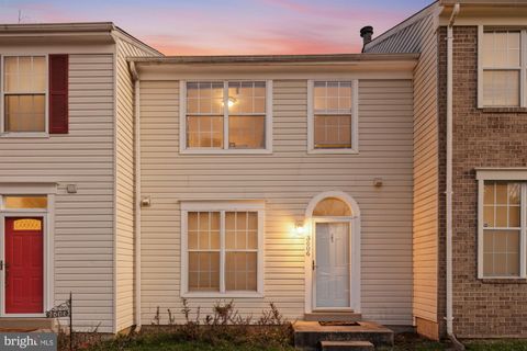 3606 WOOD CREEK SUITLAND MD 20746