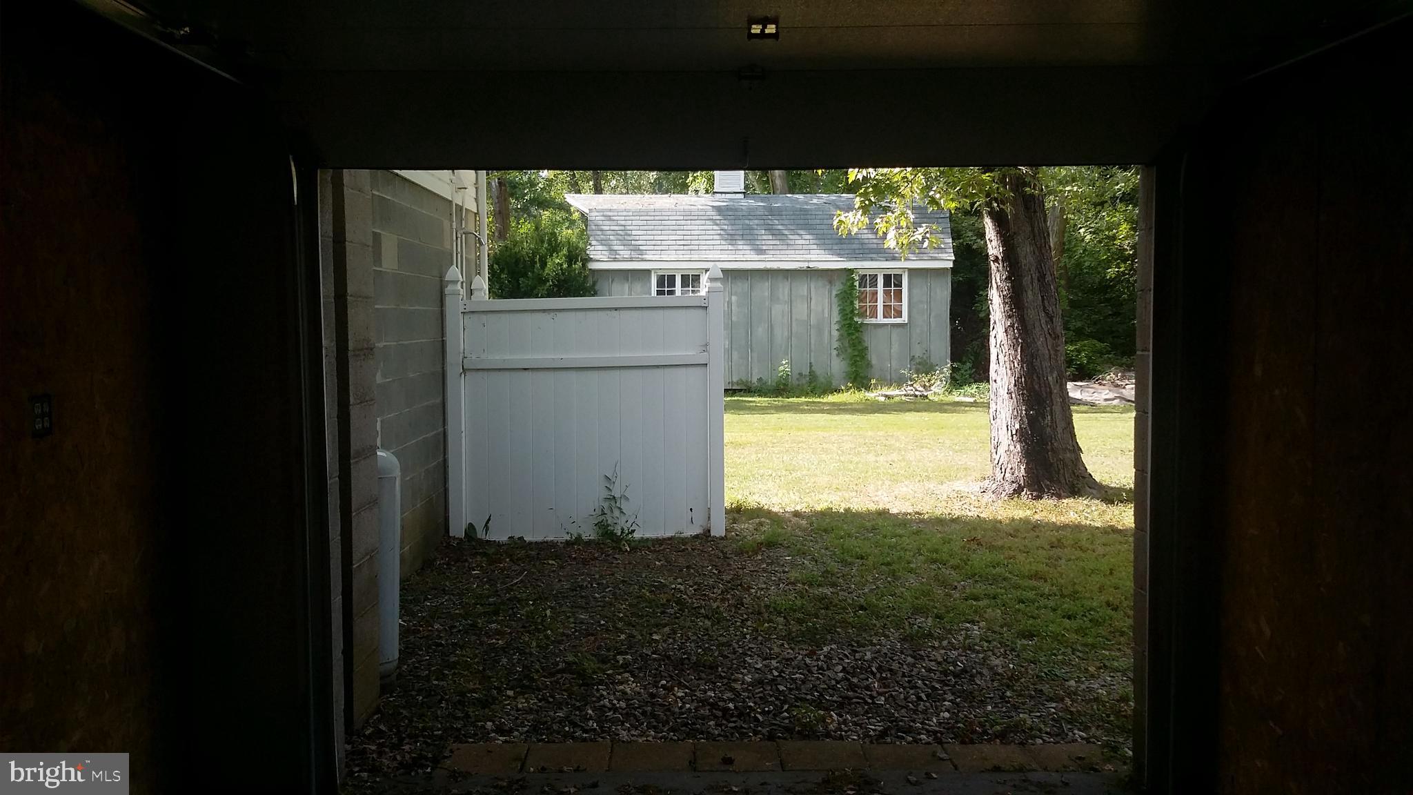 CHARLESTOWN MANOR - Residential