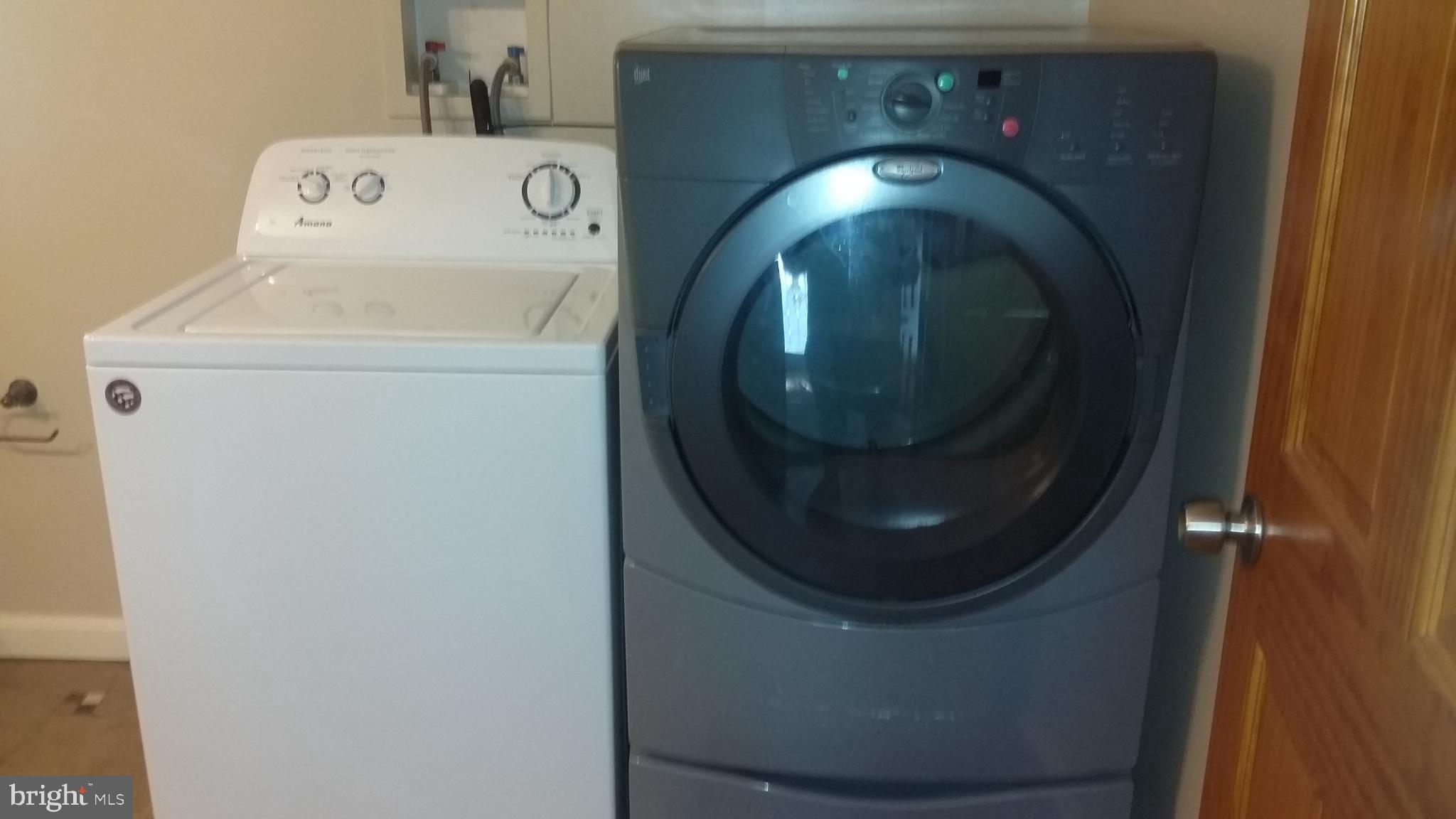 CHARLESTOWN MANOR - Residential