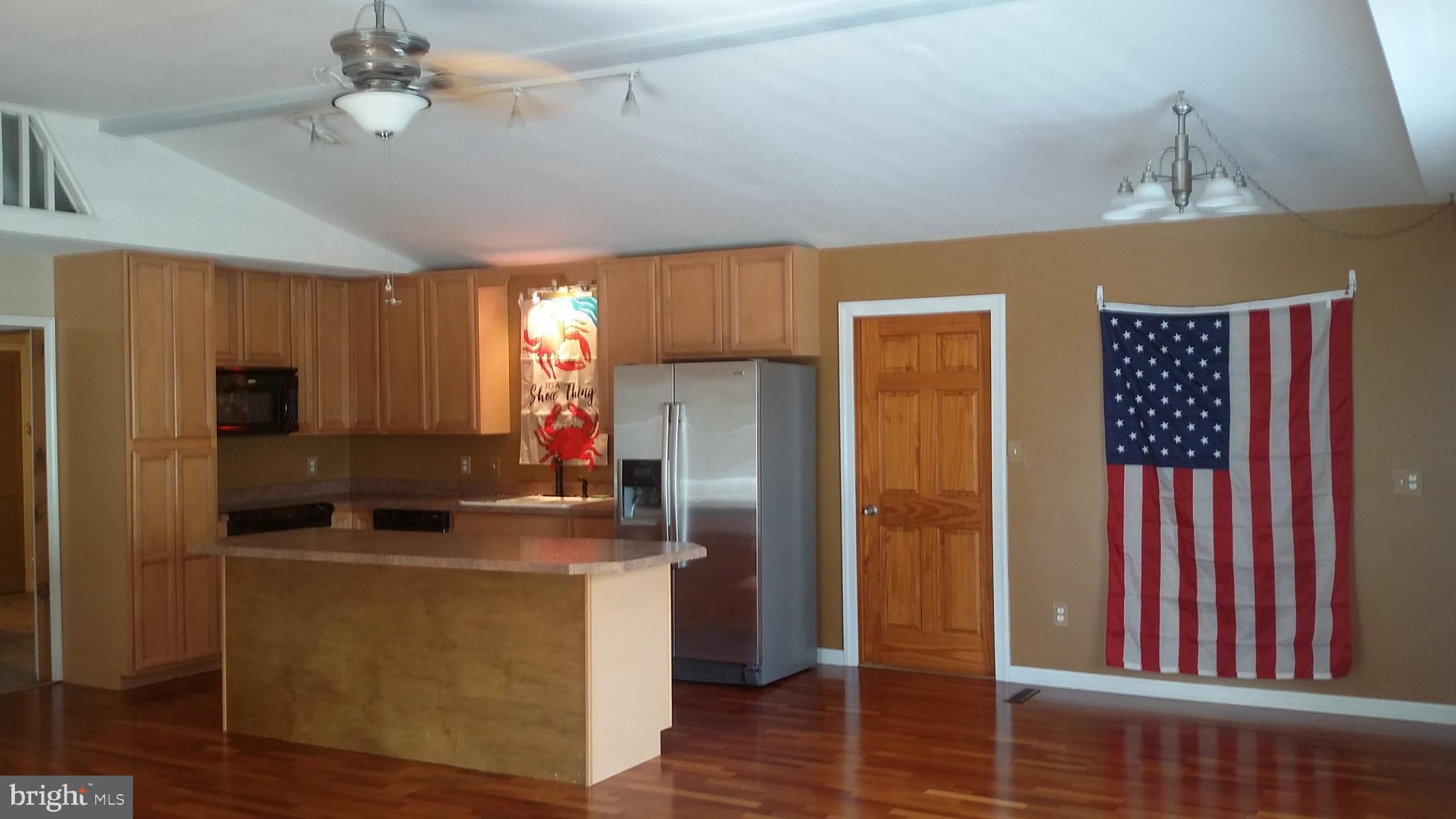 CHARLESTOWN MANOR - Residential