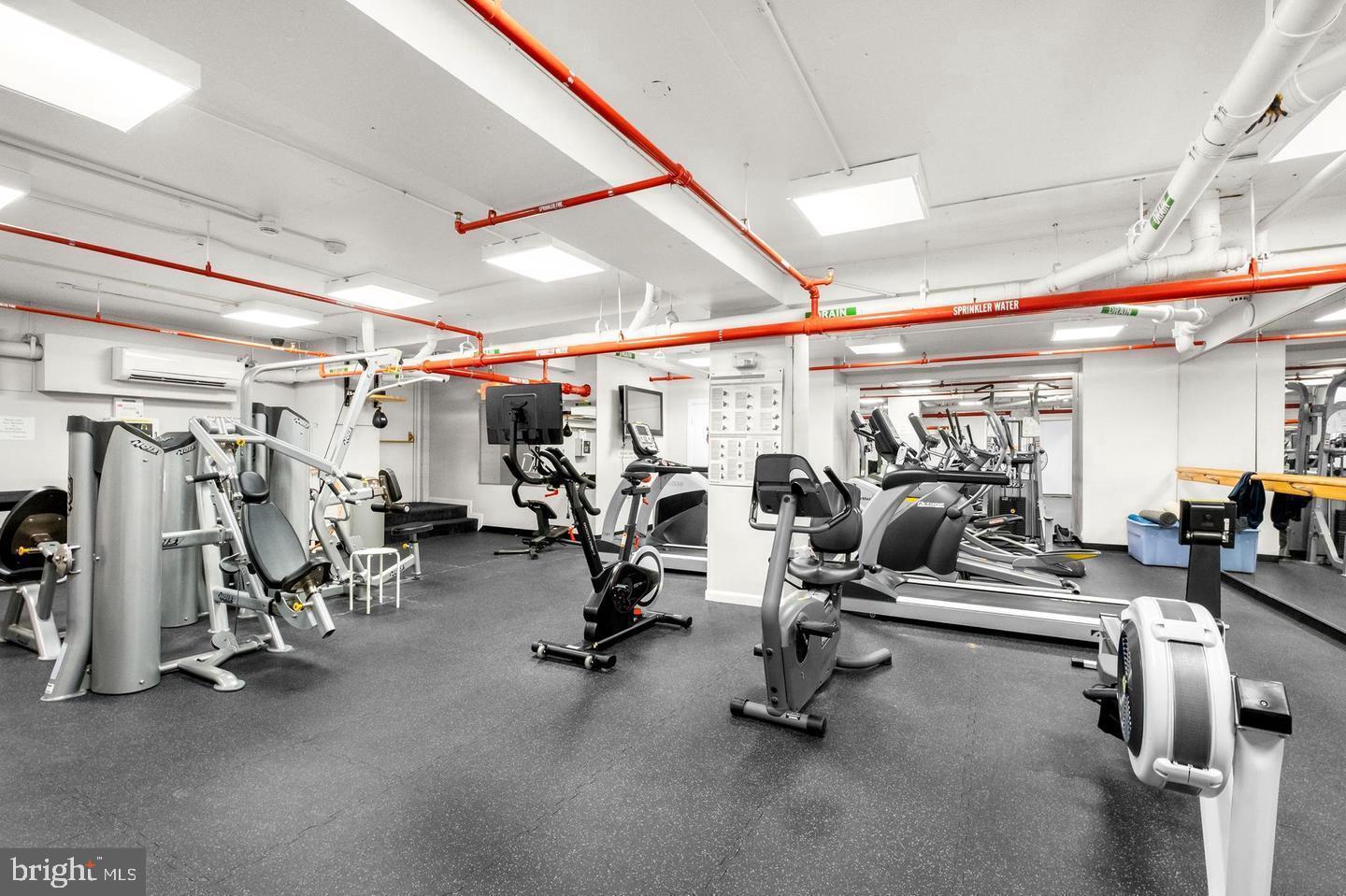 RITTENHOUSE SQUARE - Residential Lease