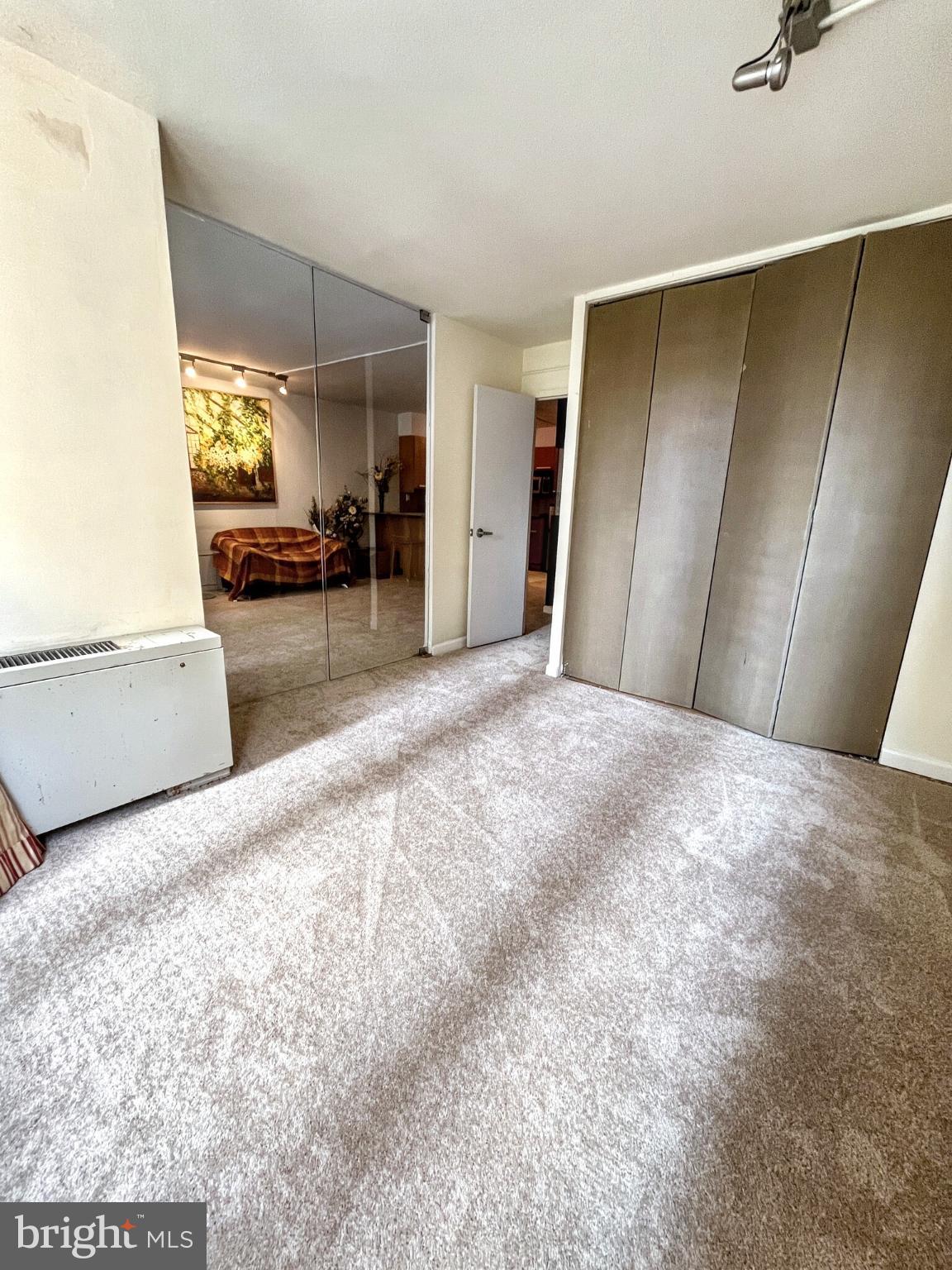 RITTENHOUSE SQUARE - Residential Lease