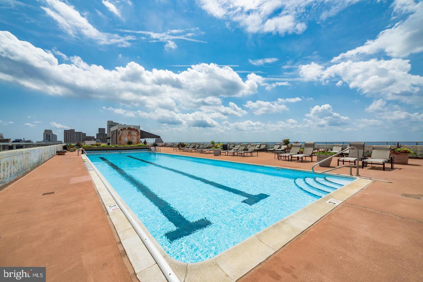 RITTENHOUSE SQUARE - Residential Lease