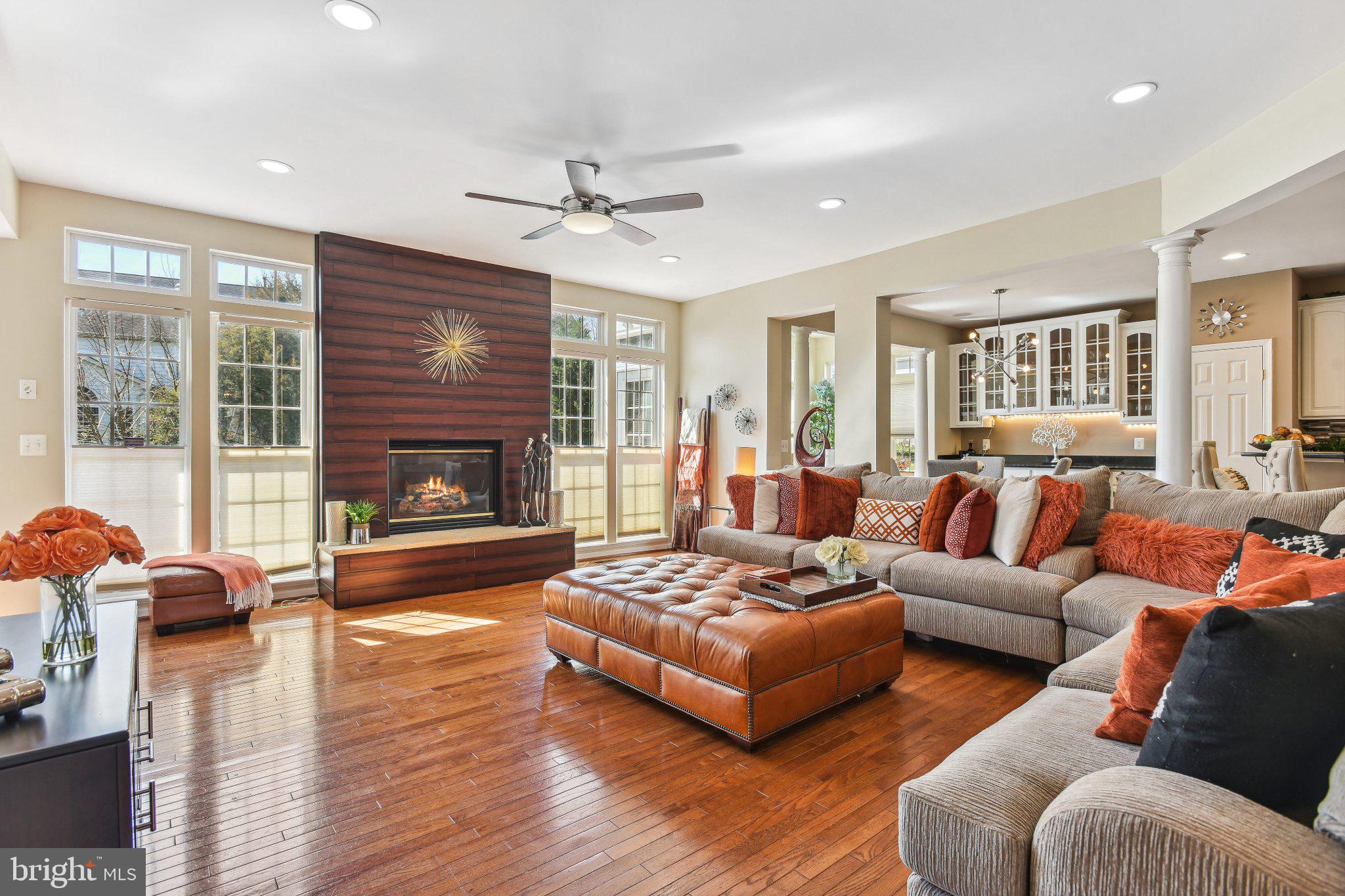 6758 EDGARTOWN WAY