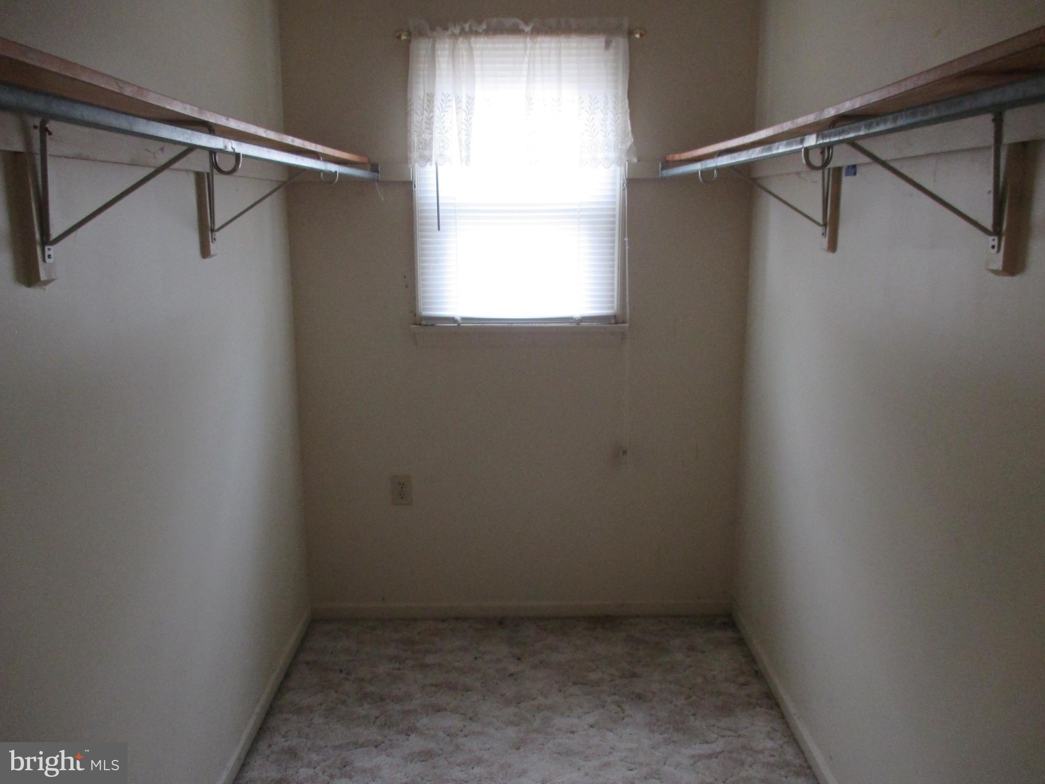 HEALY HEIGHTS - Residential