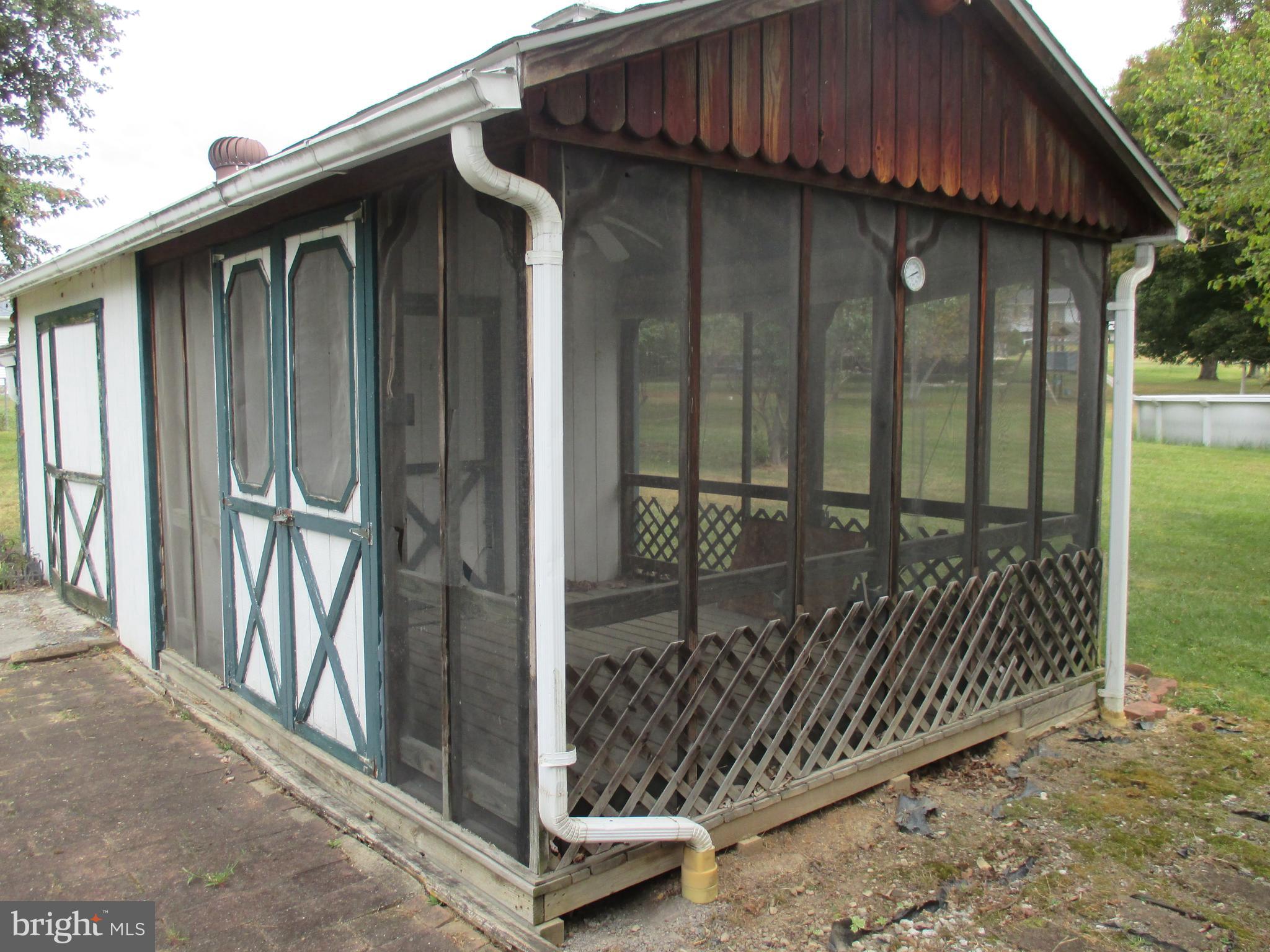 HEALY HEIGHTS - Residential