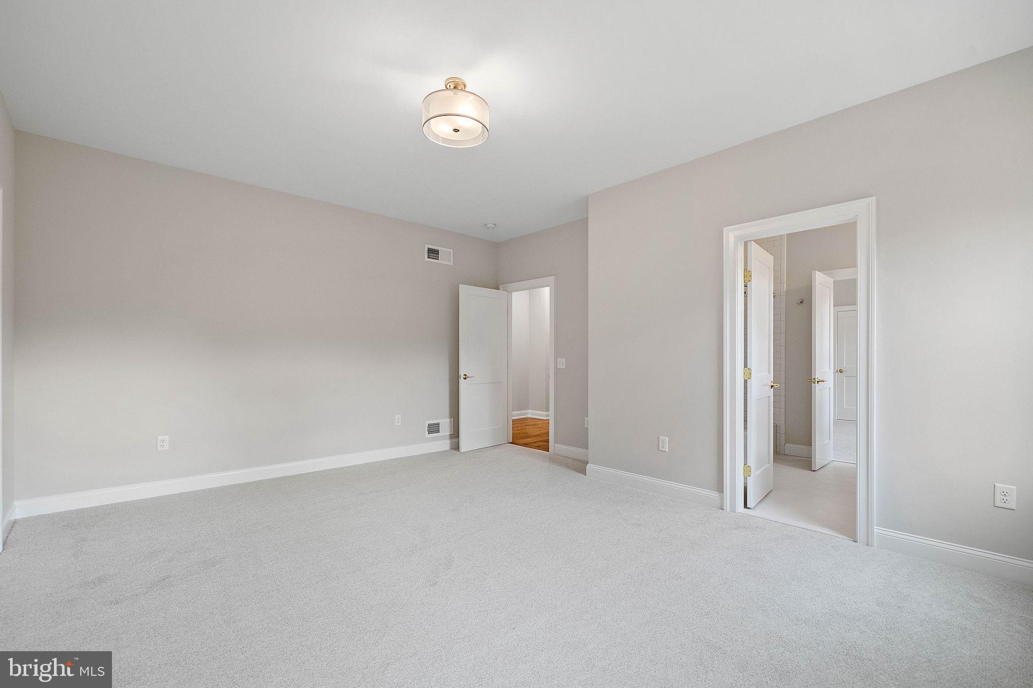 RED BARN FARMS - Residential