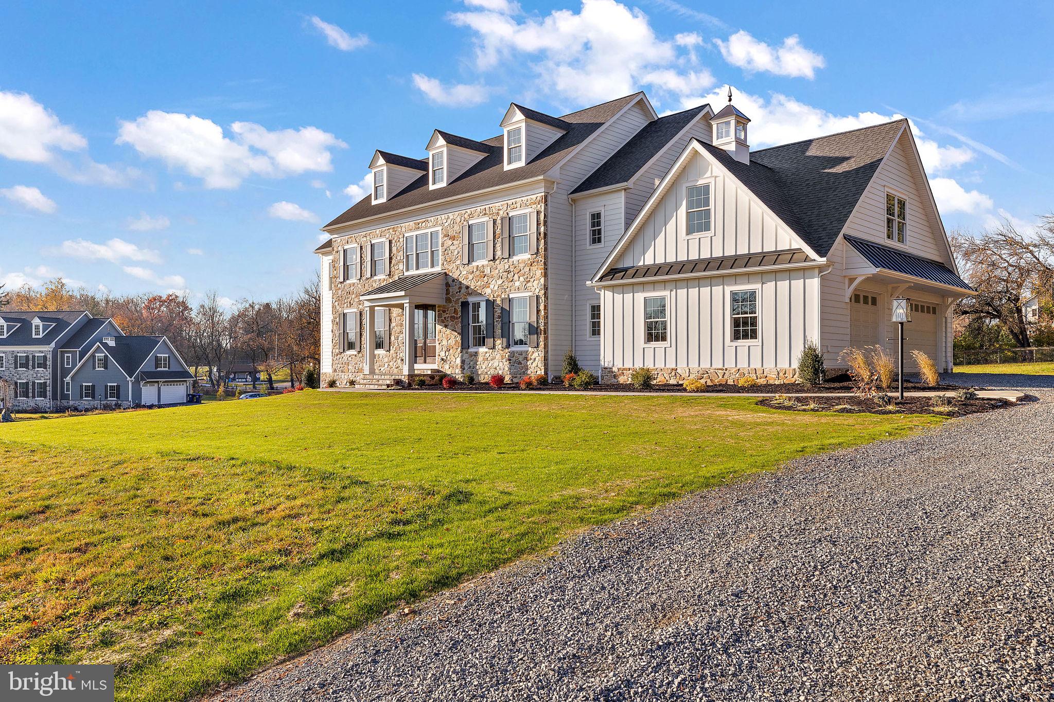 RED BARN FARMS - Residential