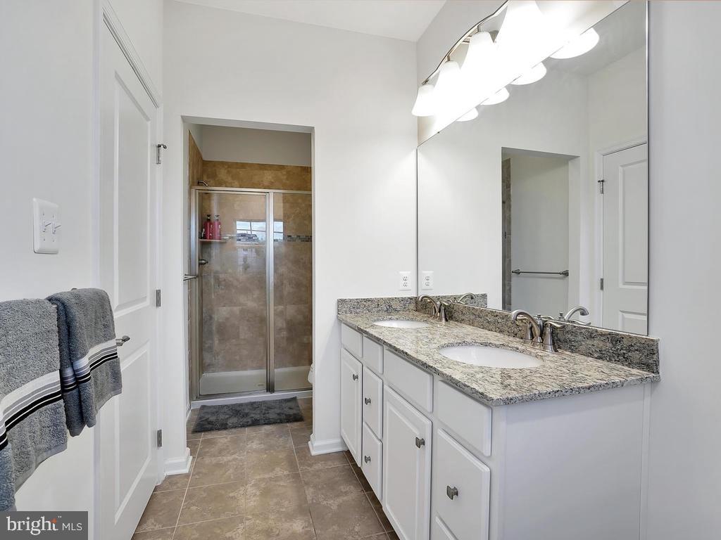 LANDSDALE - Residential