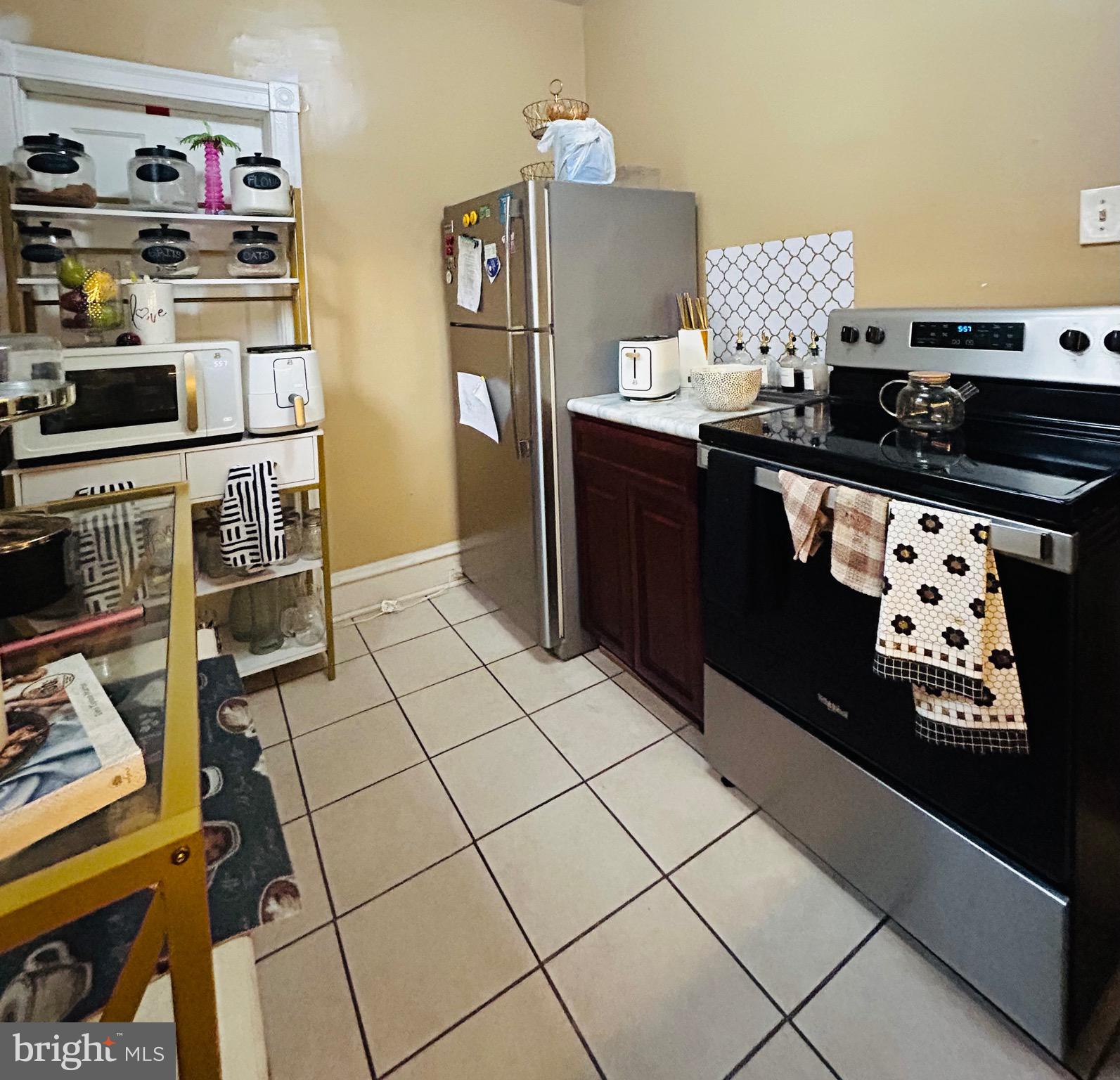 GERMANTOWN - Residential Income