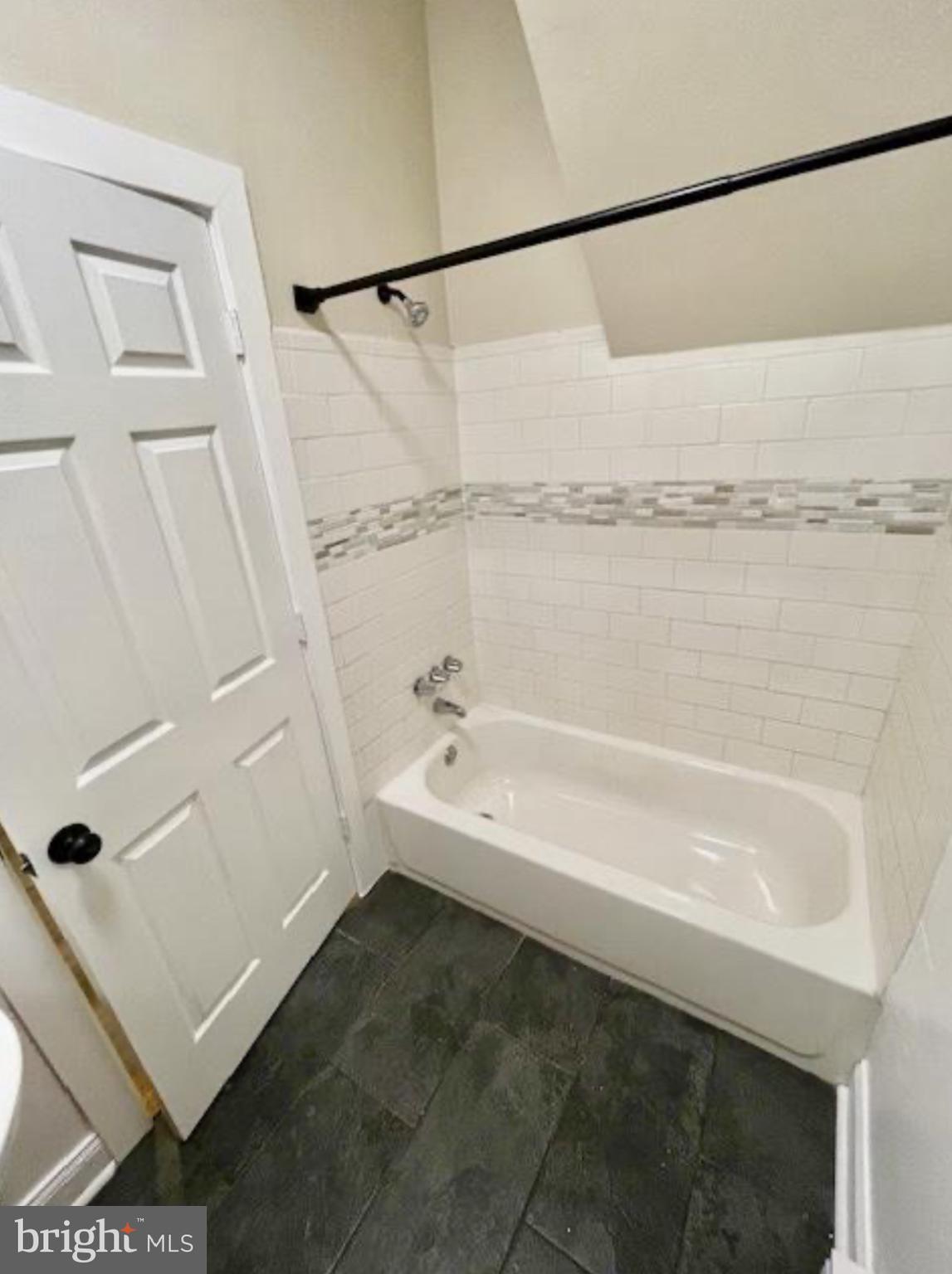 GERMANTOWN - Residential Income