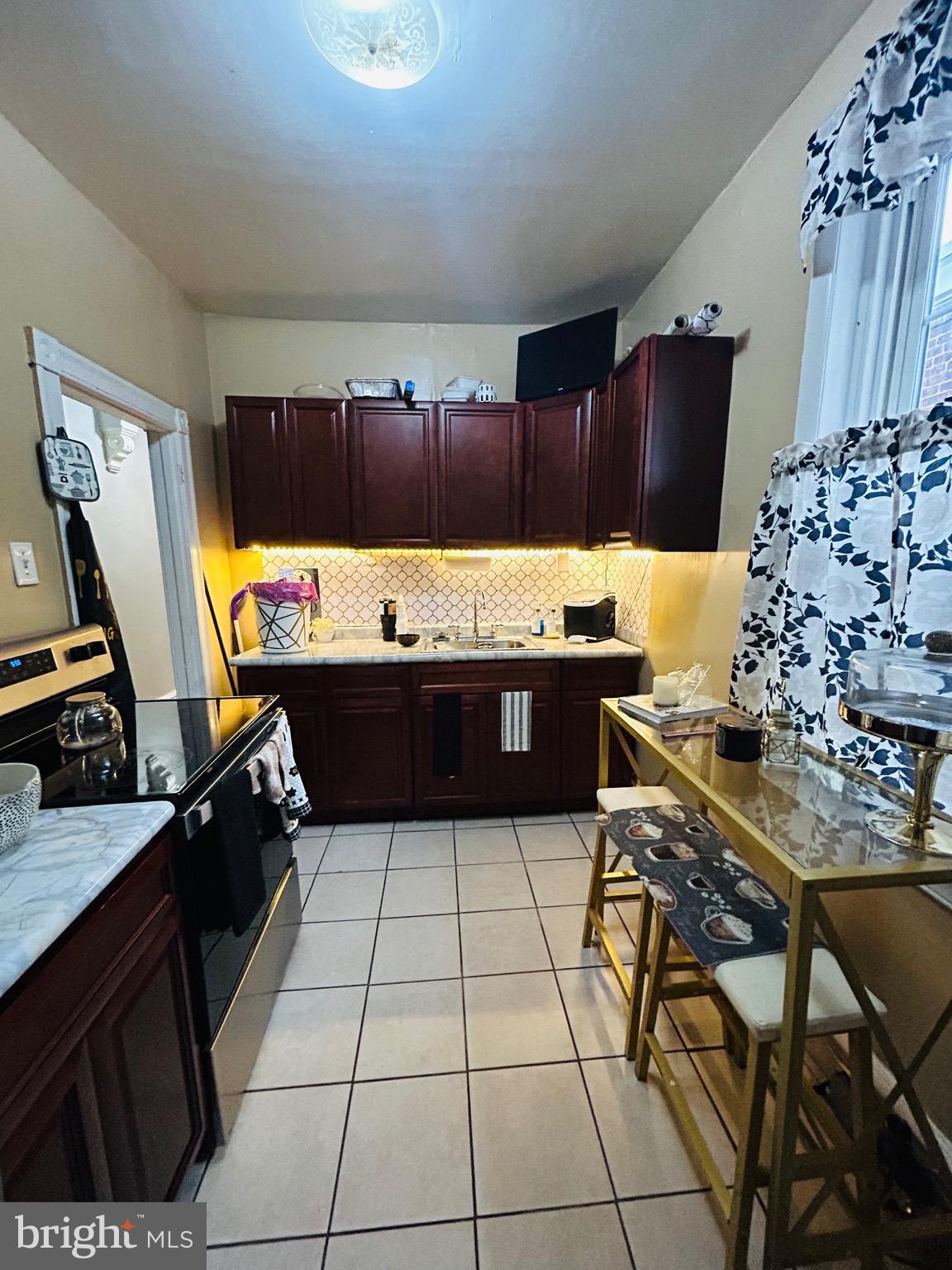 GERMANTOWN - Residential Income