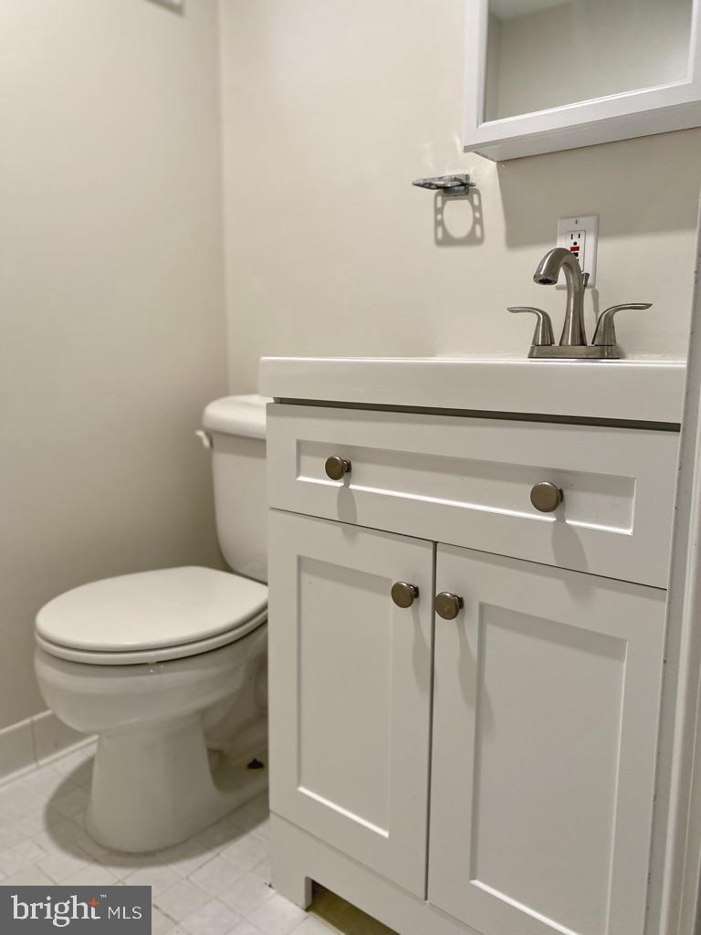 ROSEDALE PARK - Residential Lease