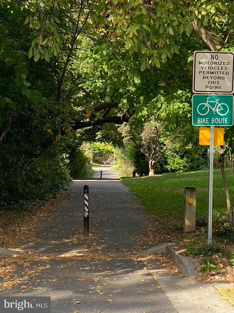 ROSEDALE PARK - Residential Lease