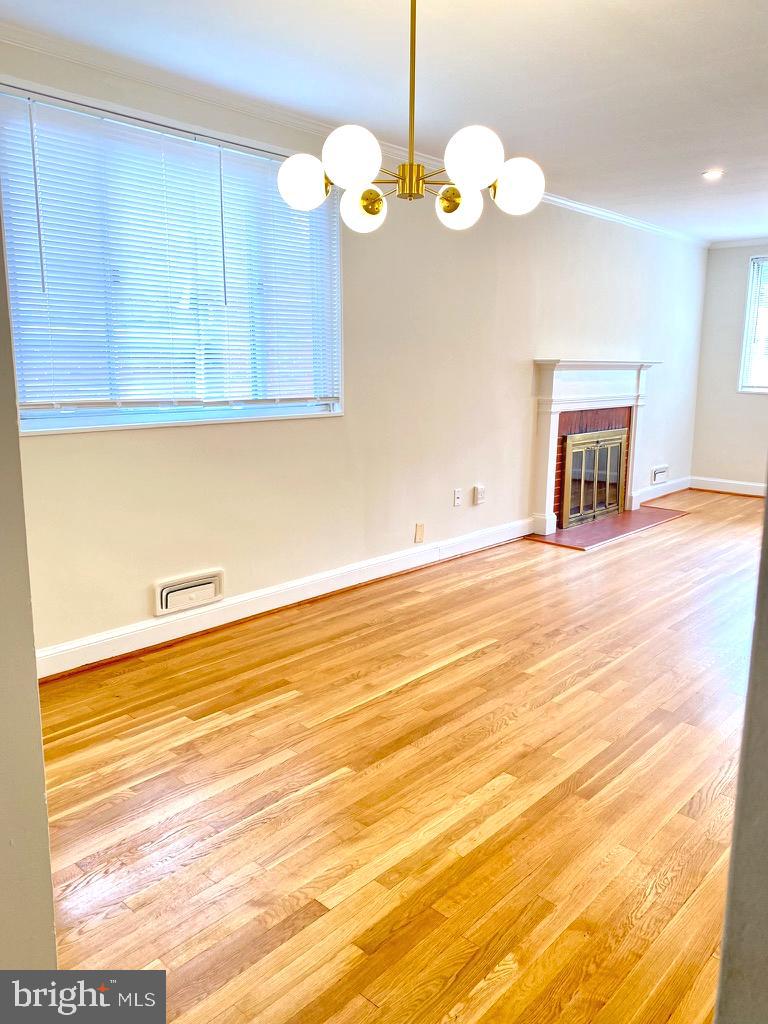 ROSEDALE PARK - Residential Lease