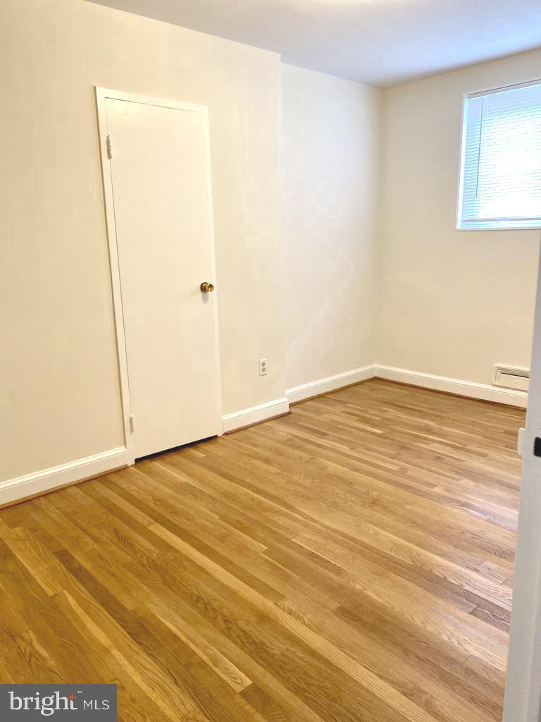 ROSEDALE PARK - Residential Lease