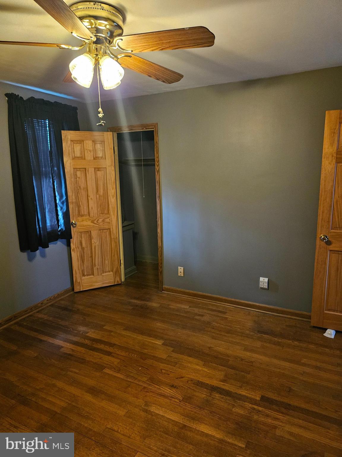 NORTH POINT VILLAGE - Residential