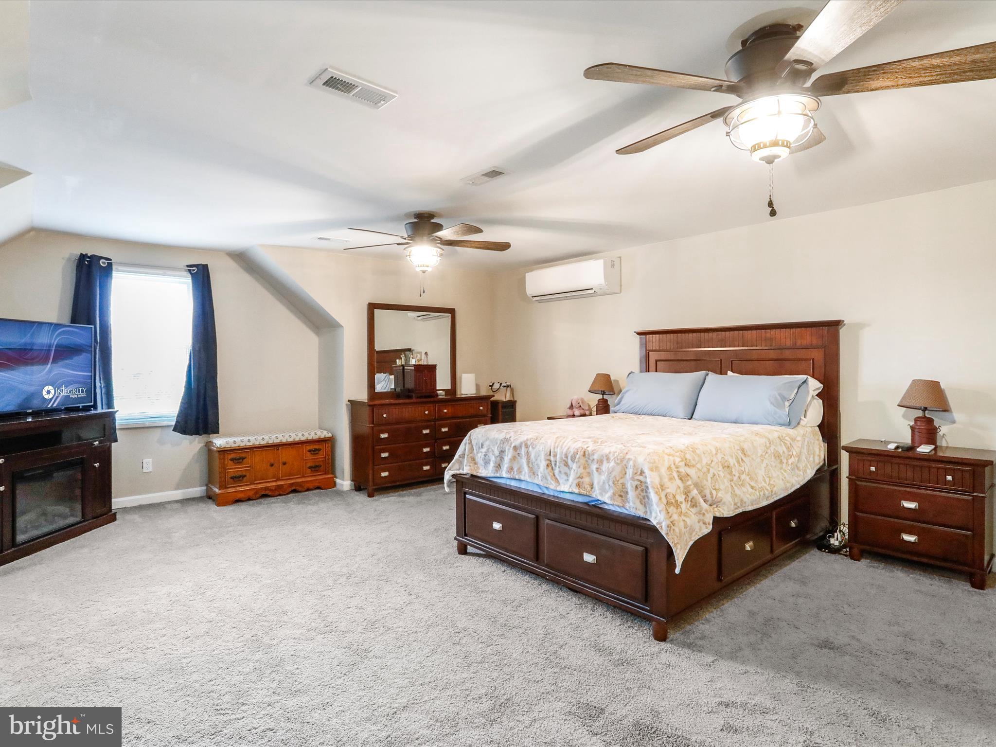 MELROSE MEADOWS - Residential