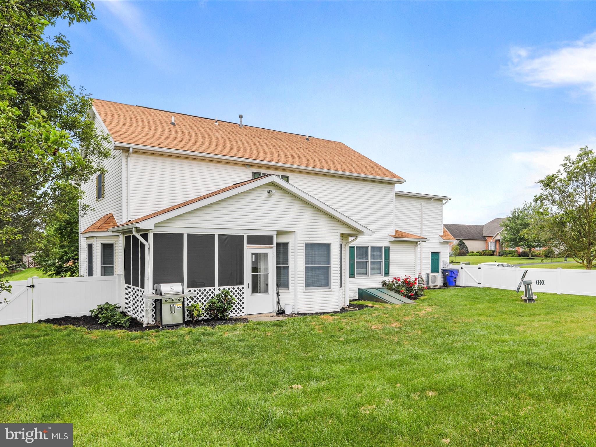 MELROSE MEADOWS - Residential