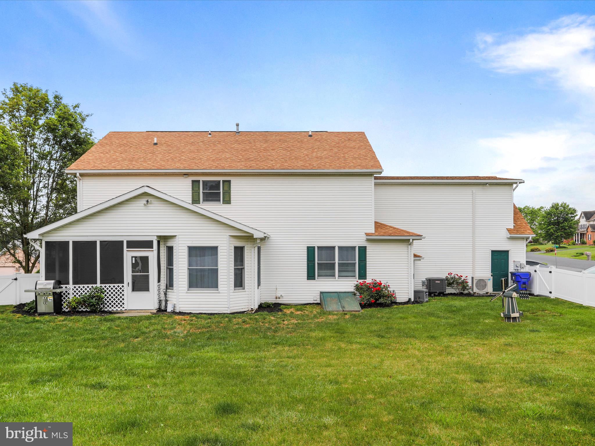 MELROSE MEADOWS - Residential