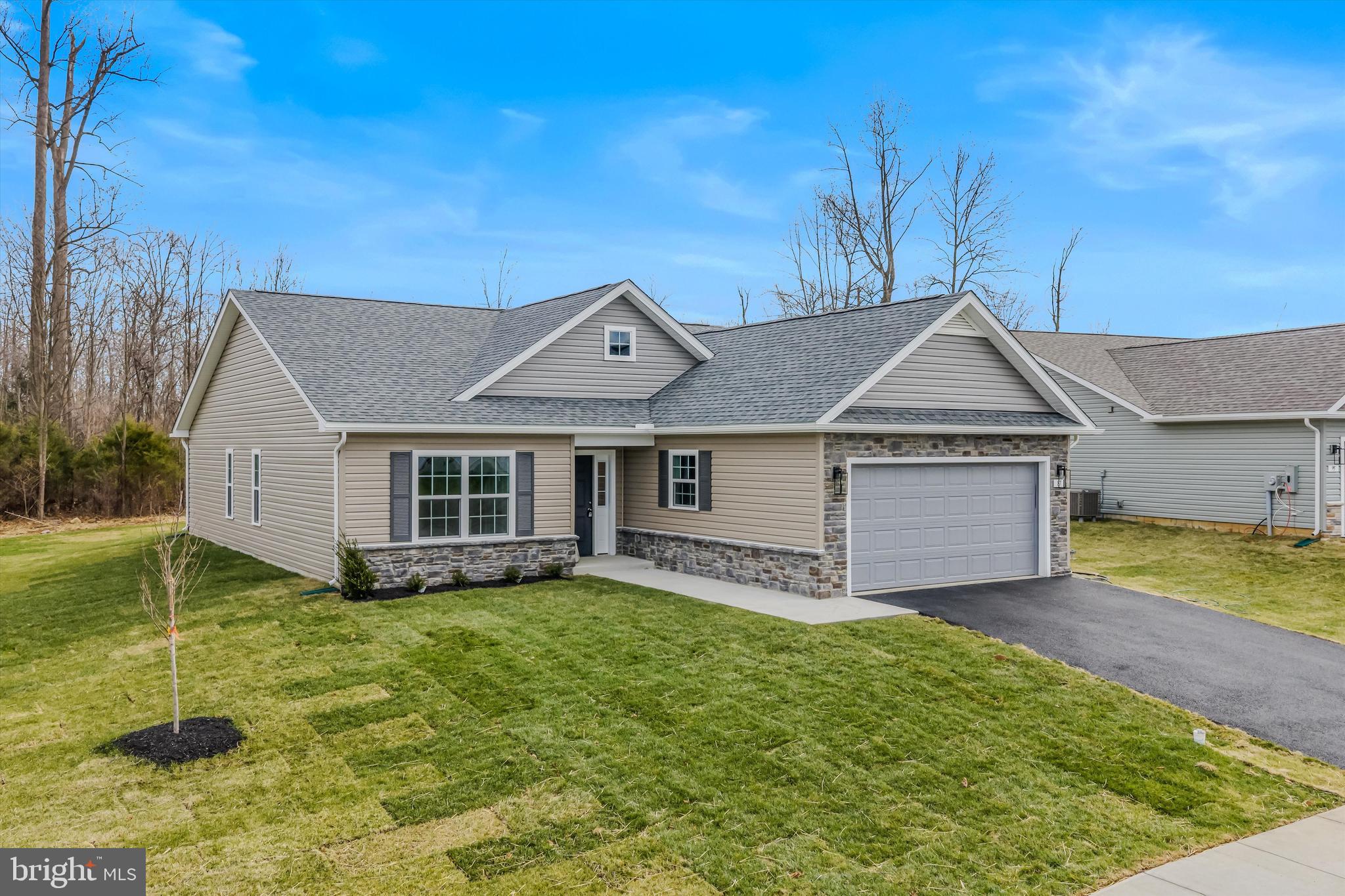 THE LAKES AT MARTINSBURG - Residential