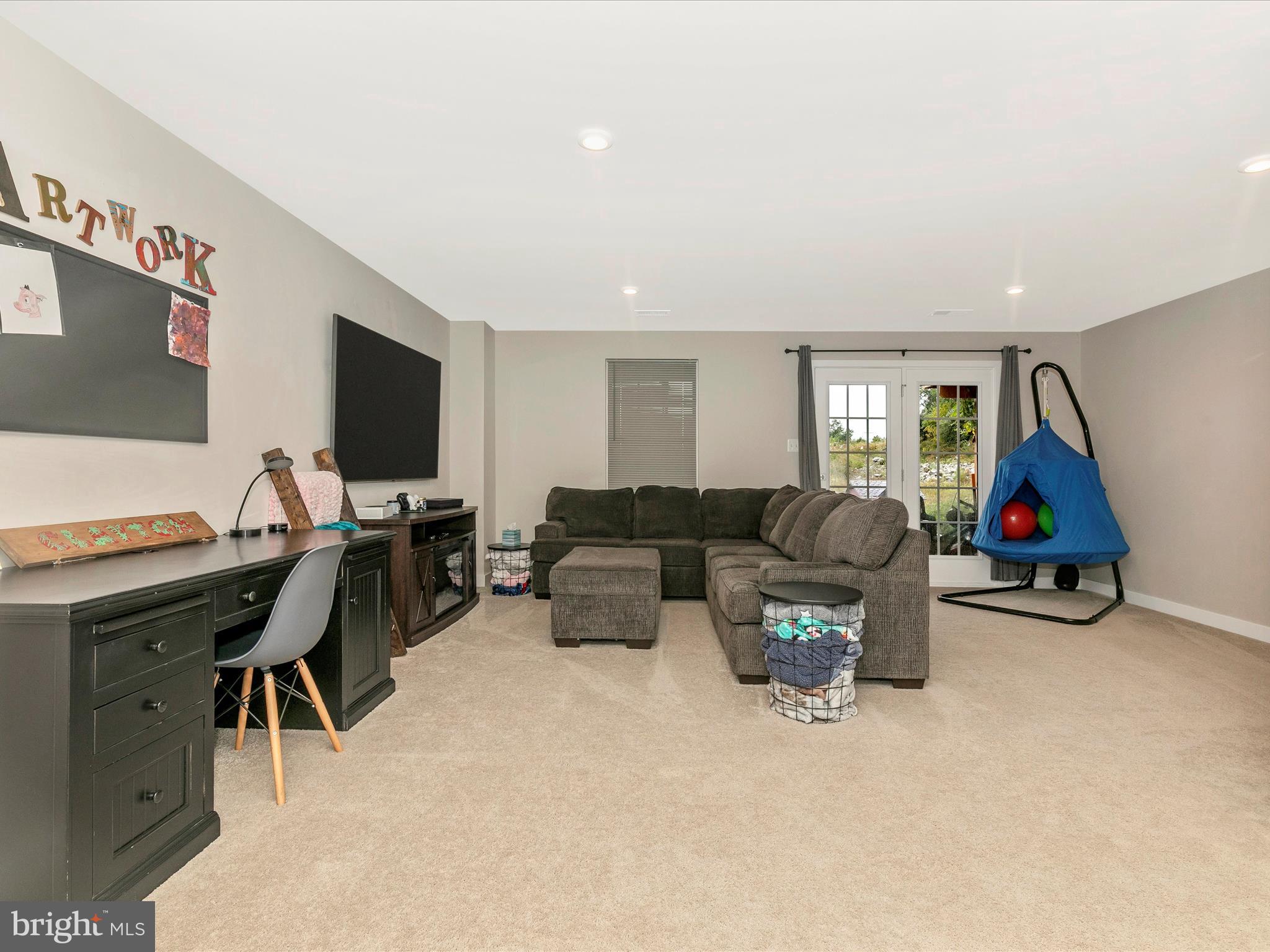 POTOMAC STATION - Residential