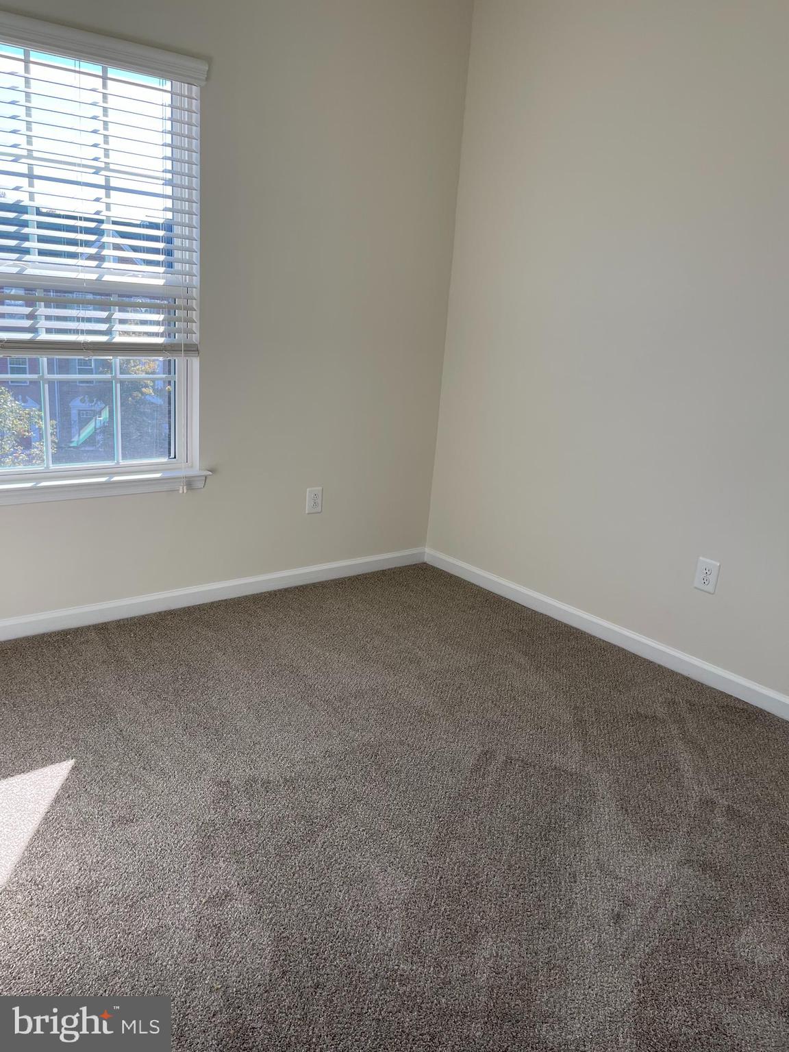 WATERFORD HILLS - Residential Lease