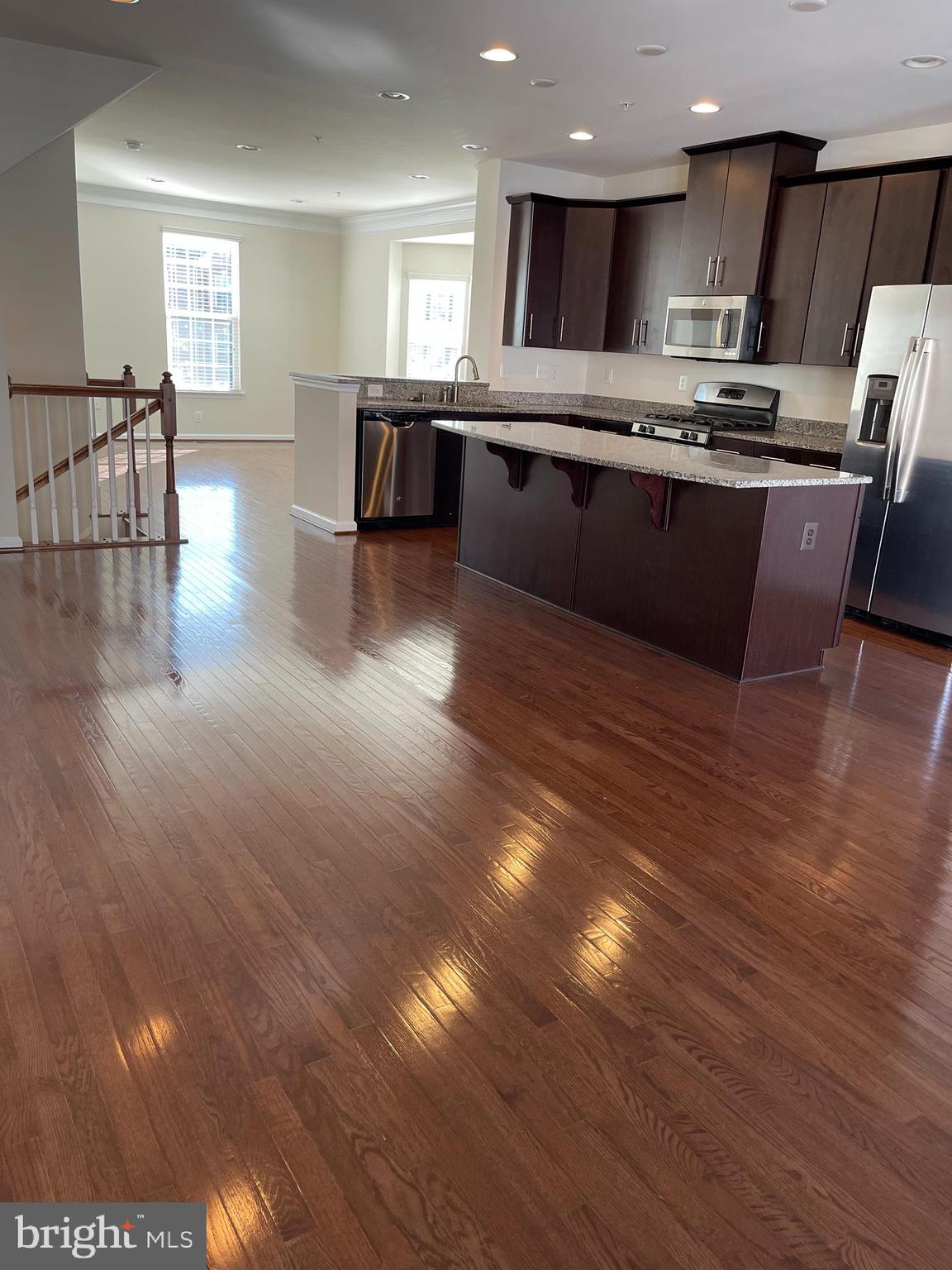 WATERFORD HILLS - Residential Lease