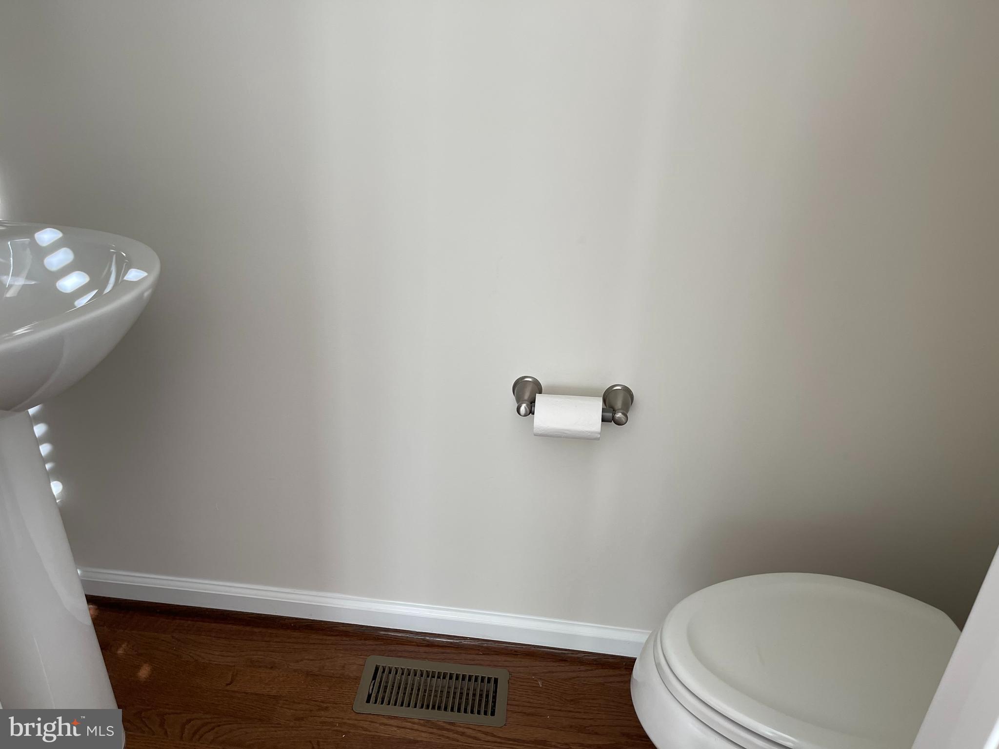 WATERFORD HILLS - Residential Lease